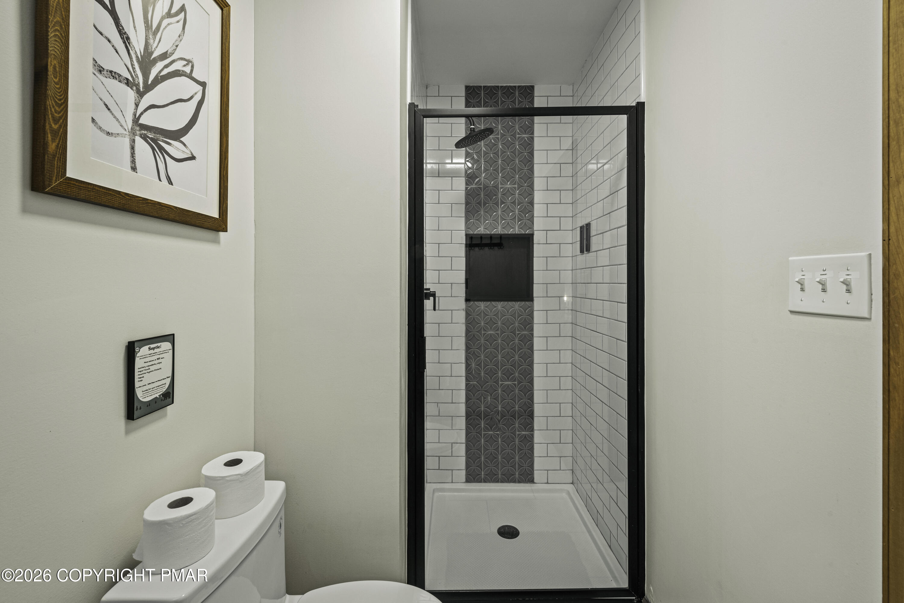 125 English Ivy Court Property Photo 29