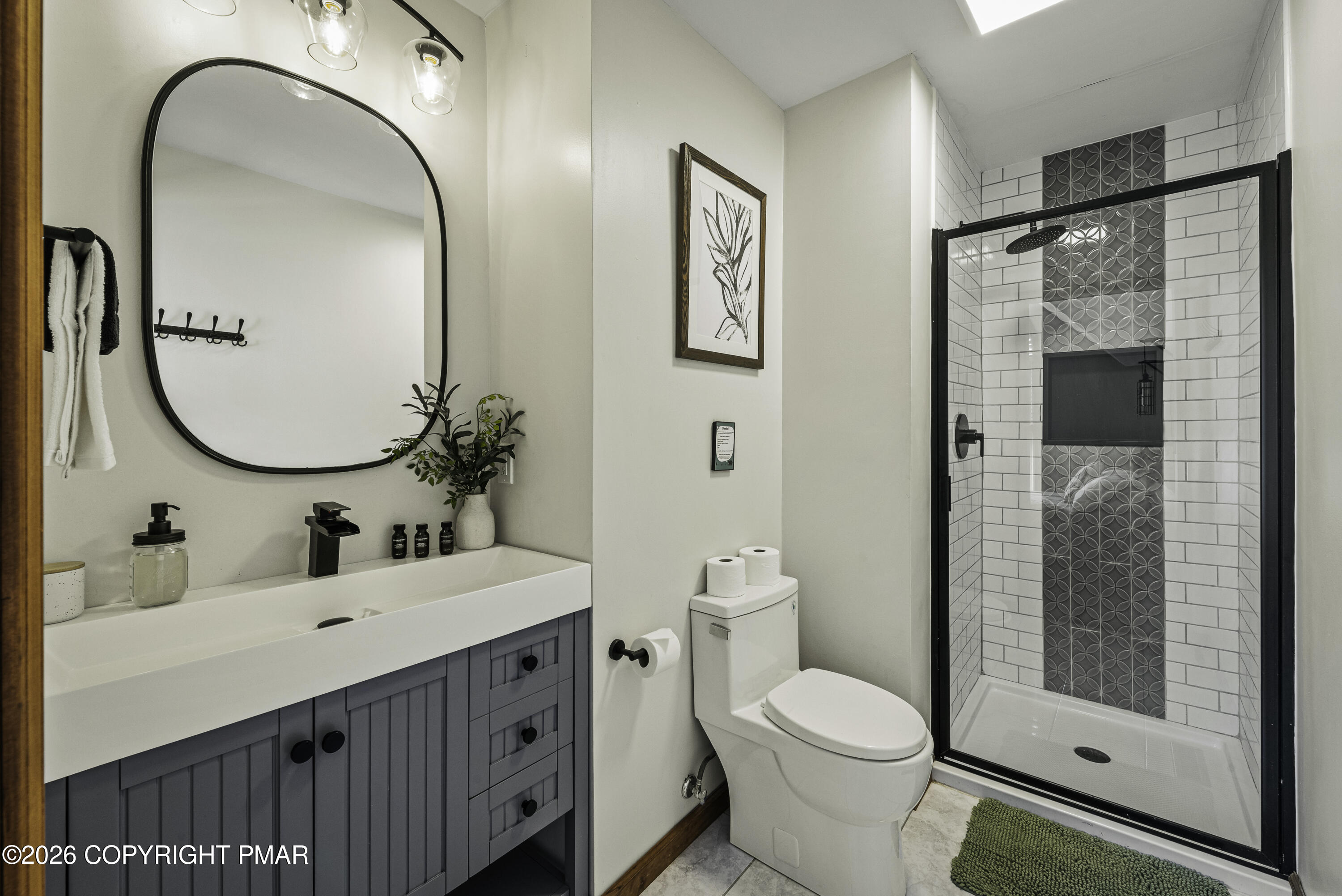 125 English Ivy Court Property Photo 32
