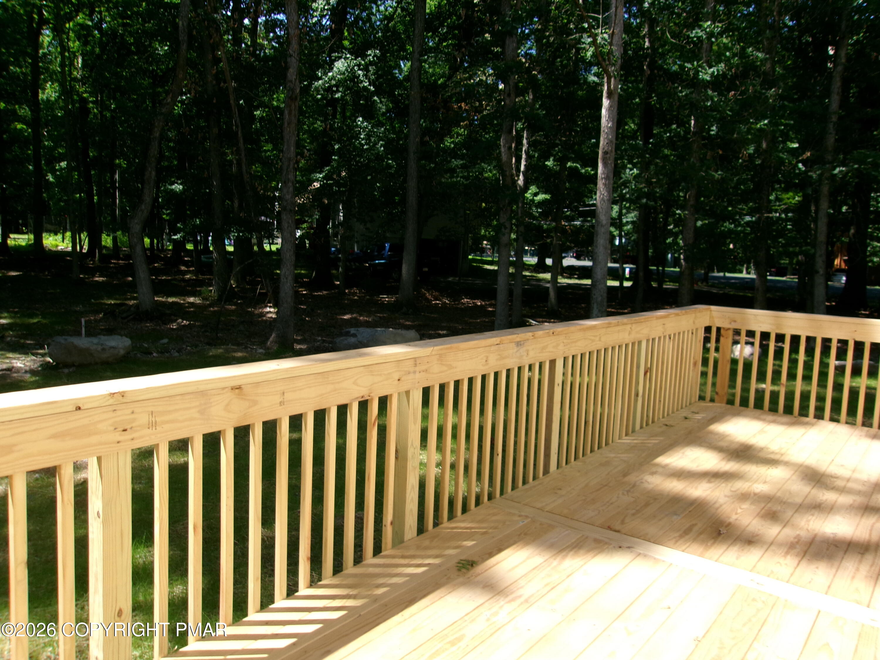 4217 Woodacres Drive Property Photo 7