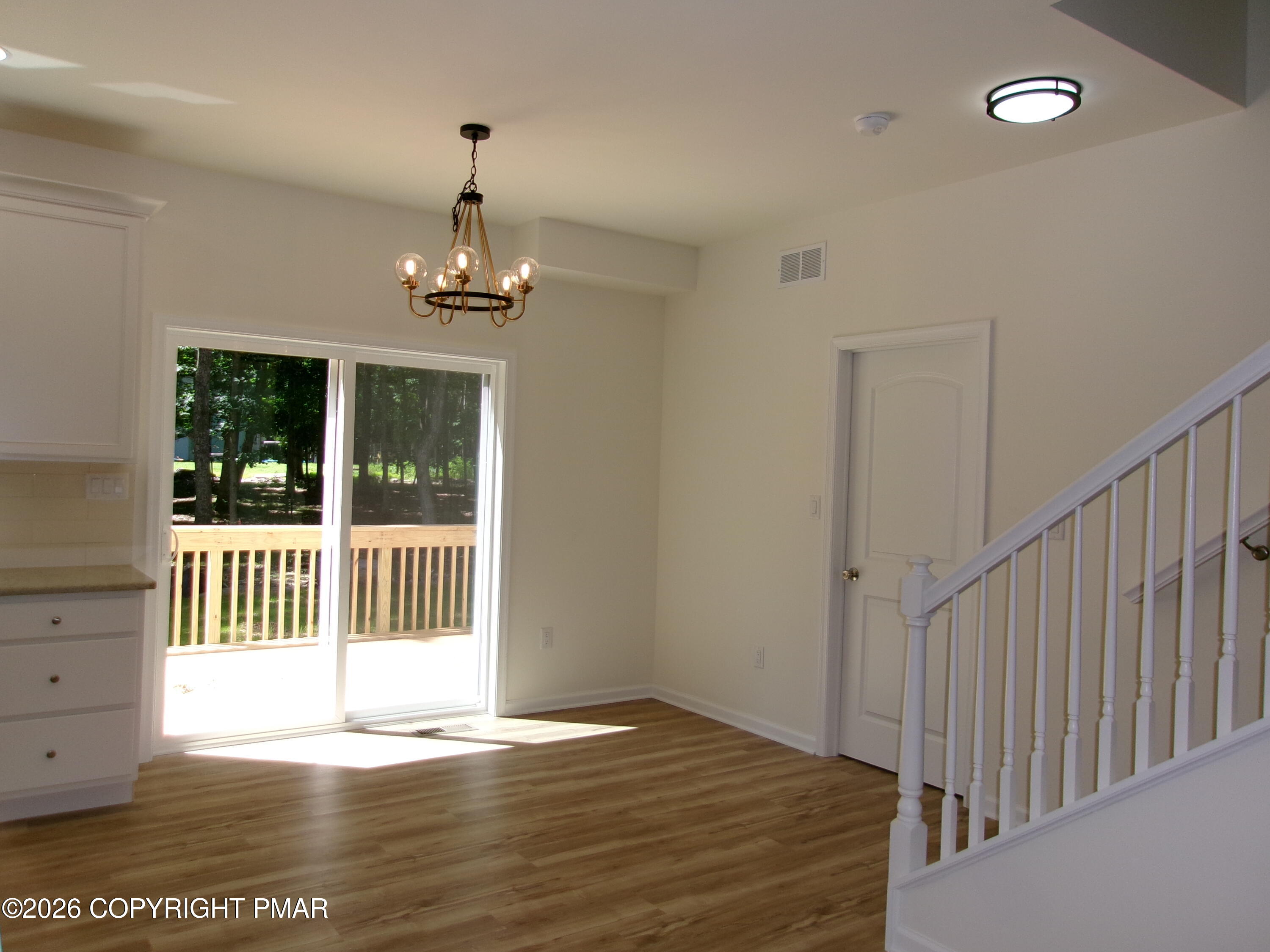 4217 Woodacres Drive Property Photo 19