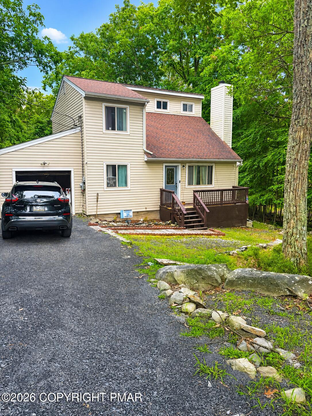 2133 Mallard Court Property Photo 1