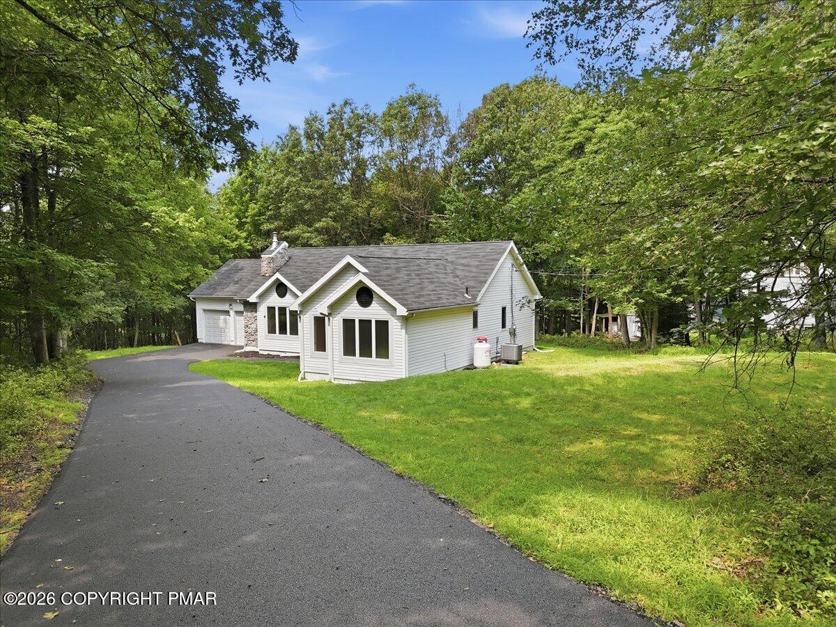 1208 Ironwood Court Property Photo 4