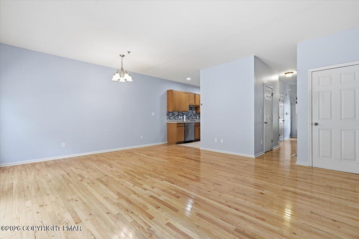 32 Oak Leaf Lane Property Photo 3