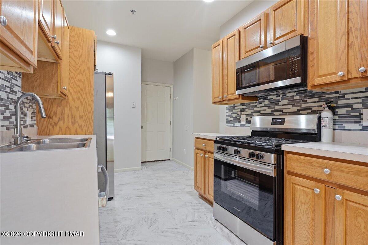 32 Oak Leaf Lane Property Photo 10