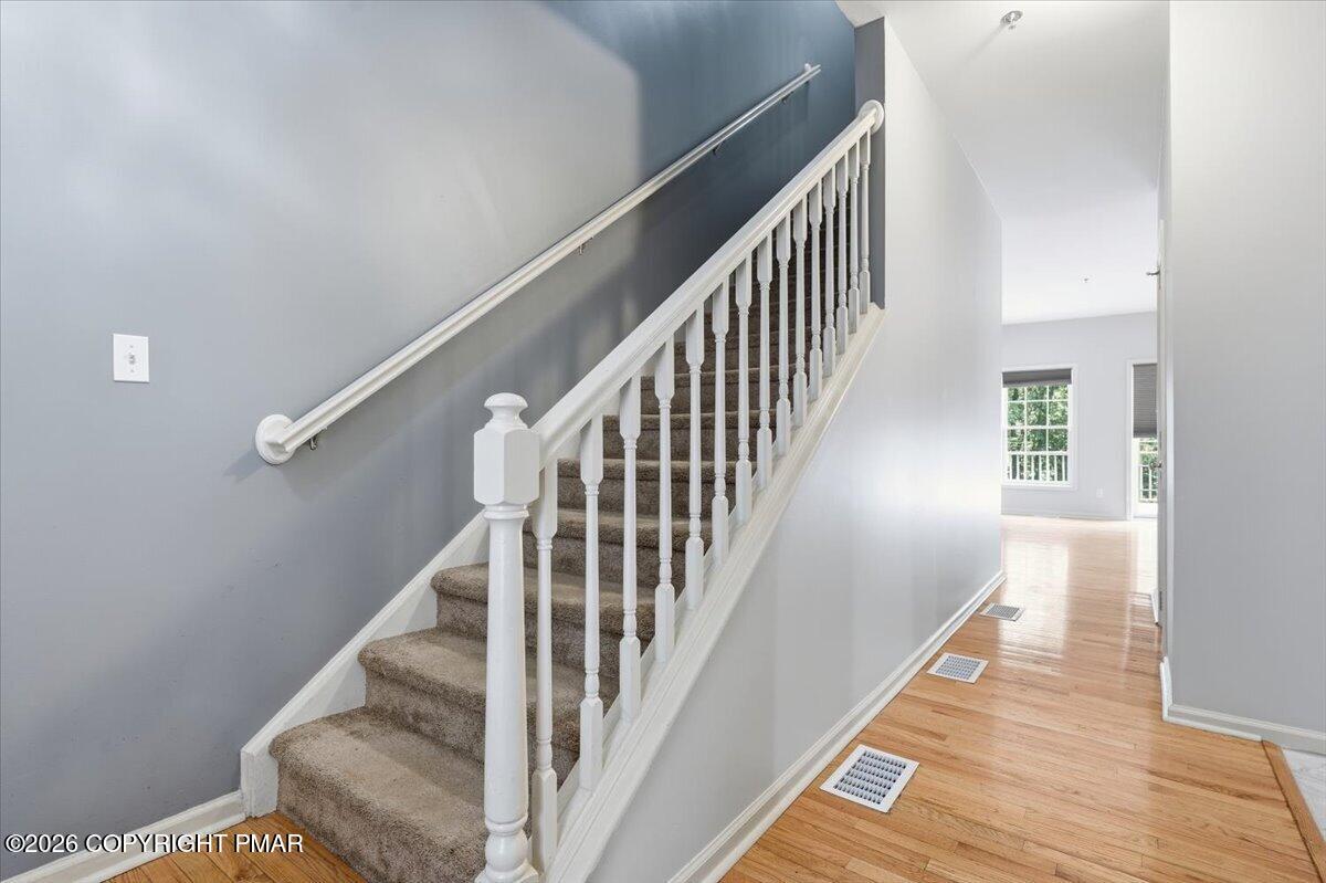 32 Oak Leaf Lane Property Photo 15