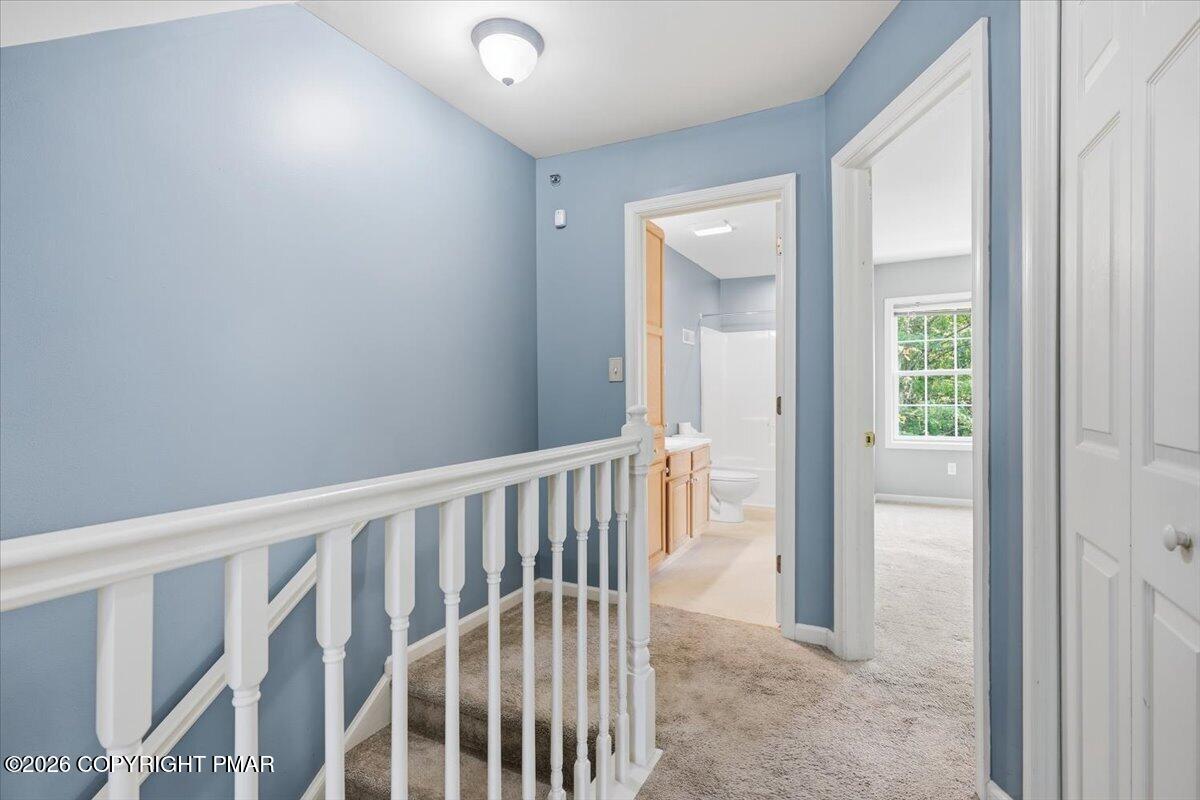 32 Oak Leaf Lane Property Photo 16