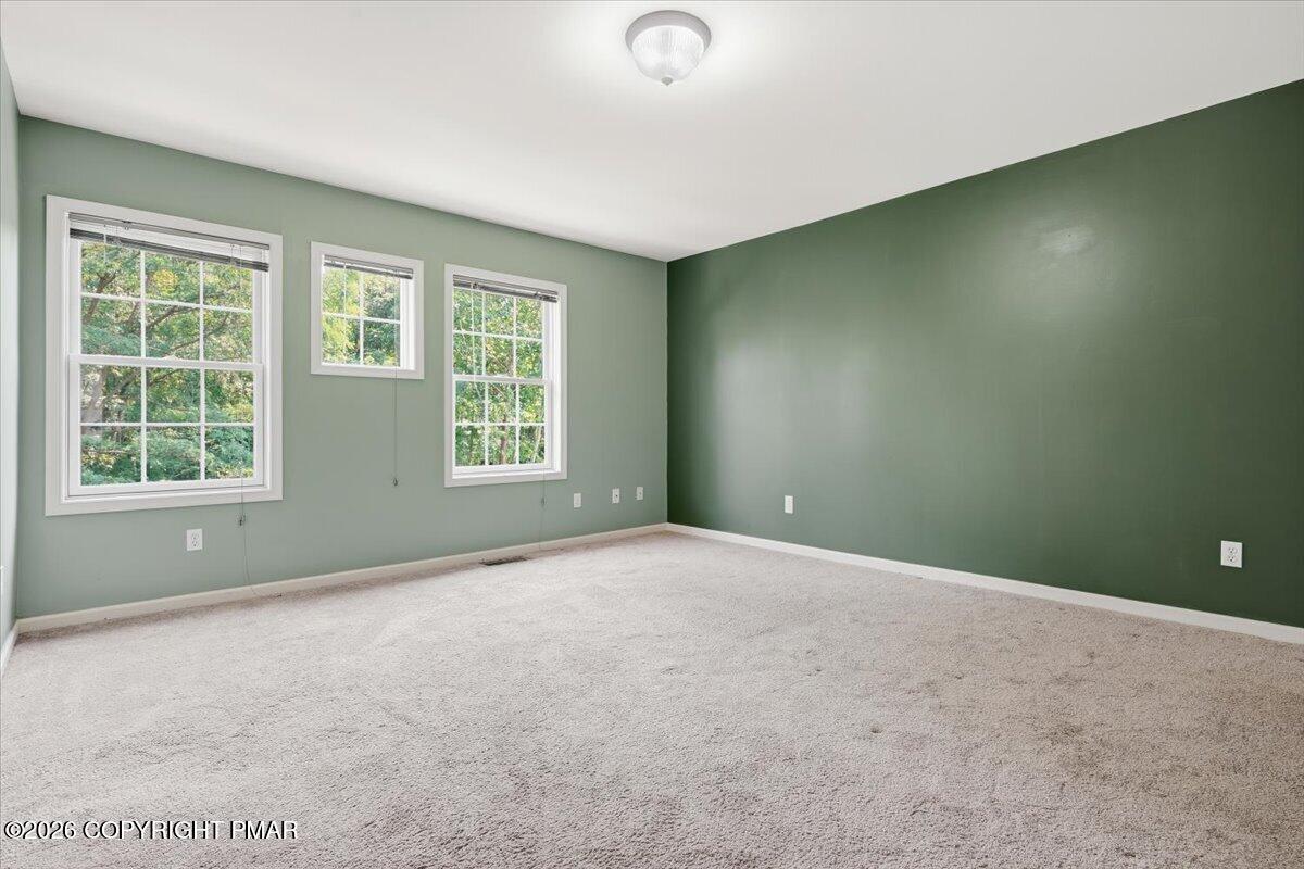32 Oak Leaf Lane Property Photo 20