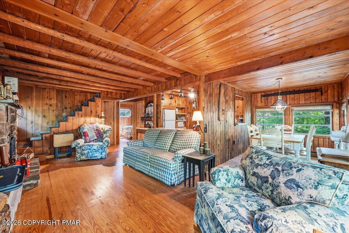 130 Rose Lane Property Photo 11