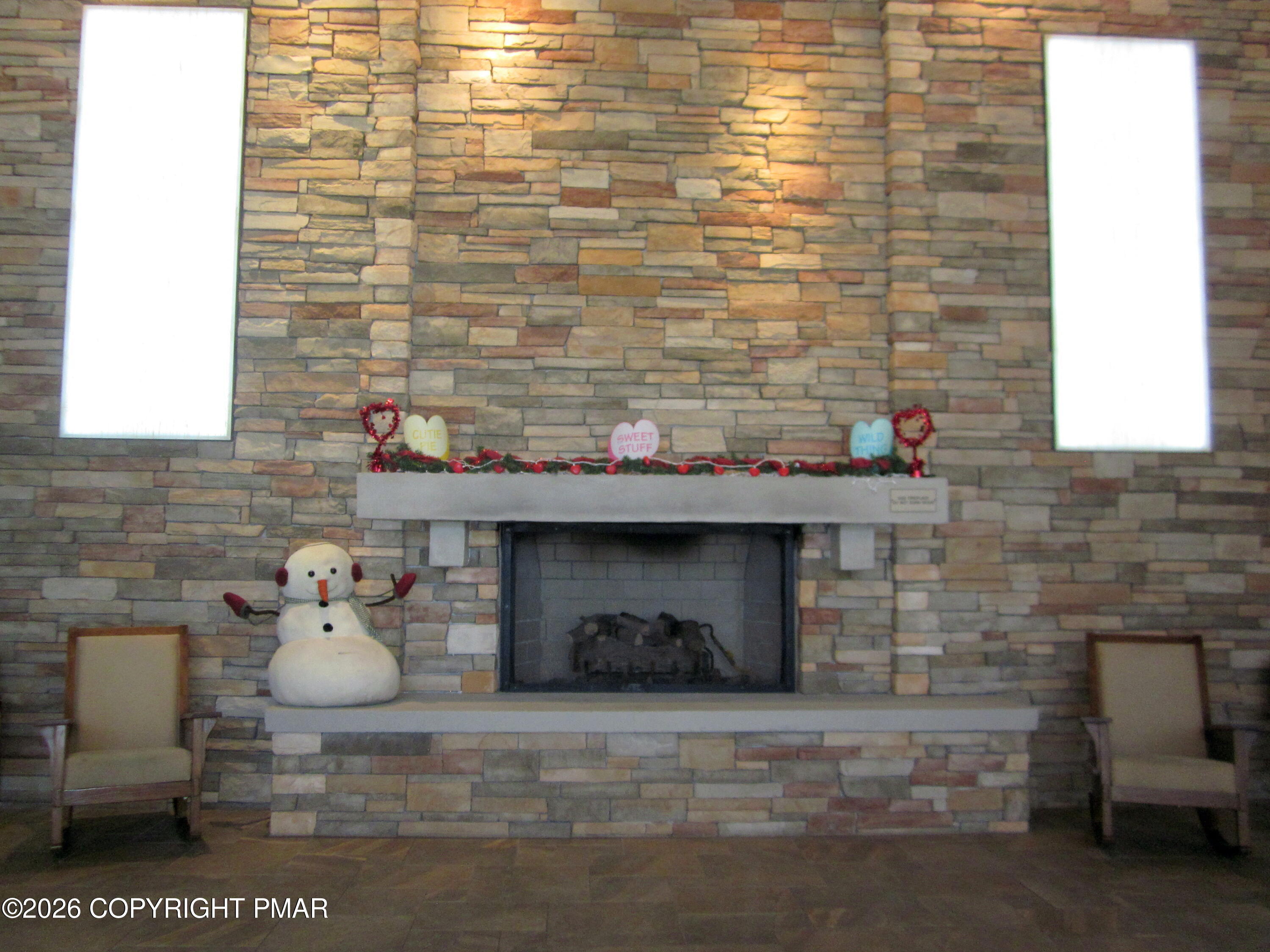 Safro 2 Ct 6 Court Property Photo 7