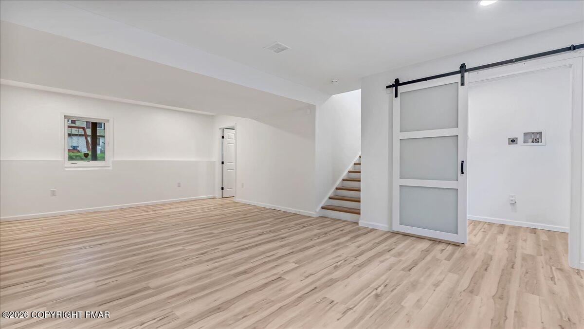 2704 Starlight Terrace Property Photo 3