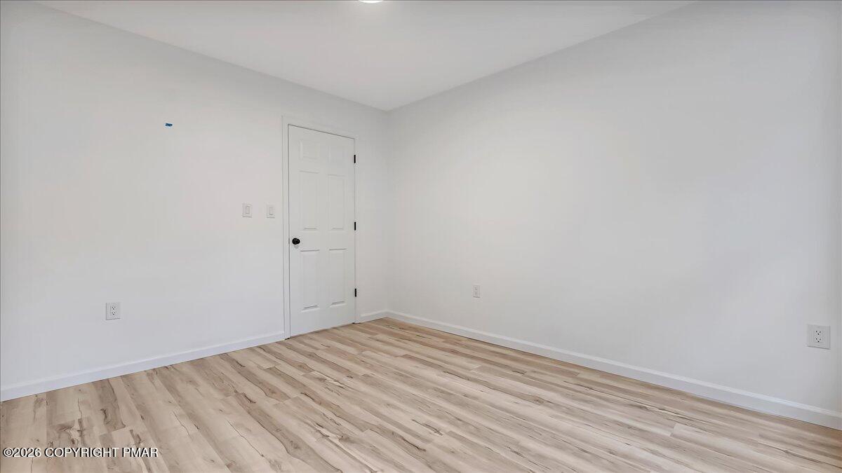 2704 Starlight Terrace Property Photo 29