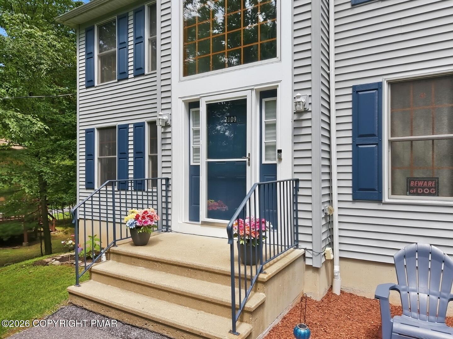7109 Oakland Terrace Property Photo 4