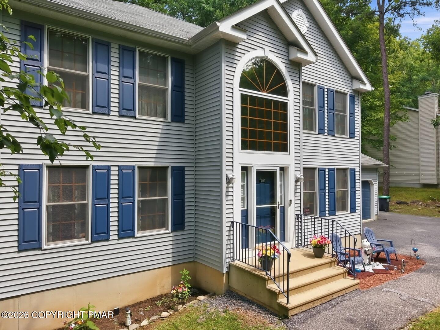 7109 Oakland Terrace Property Photo 5