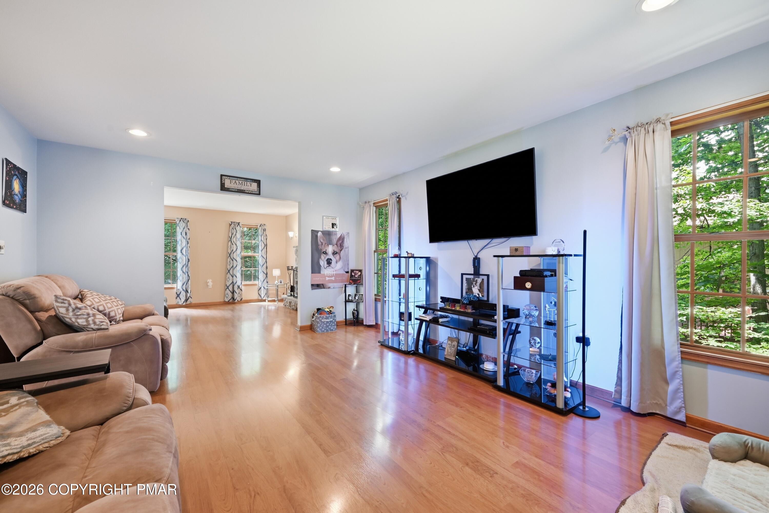 7109 Oakland Terrace Property Photo 13