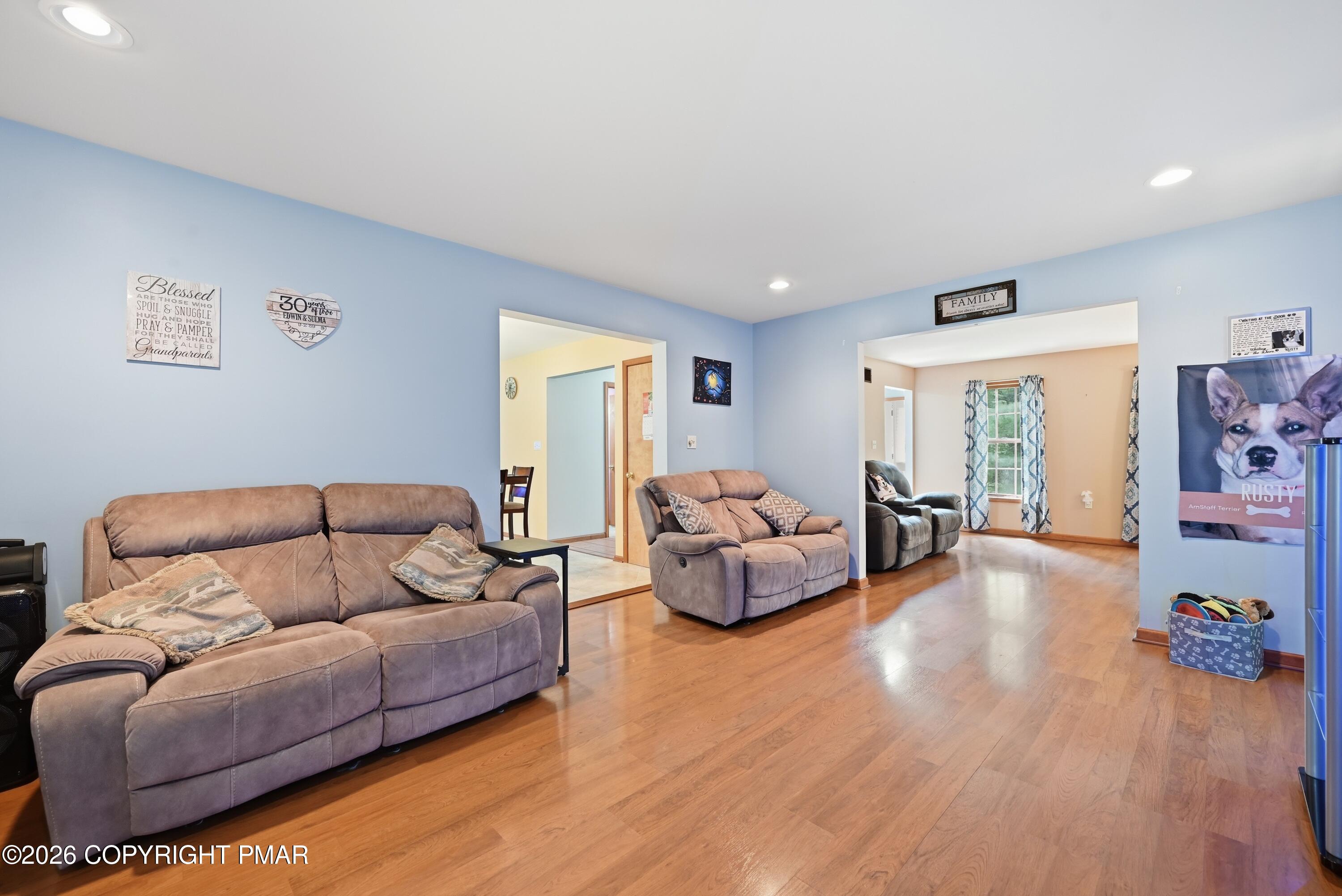 7109 Oakland Terrace Property Photo 14
