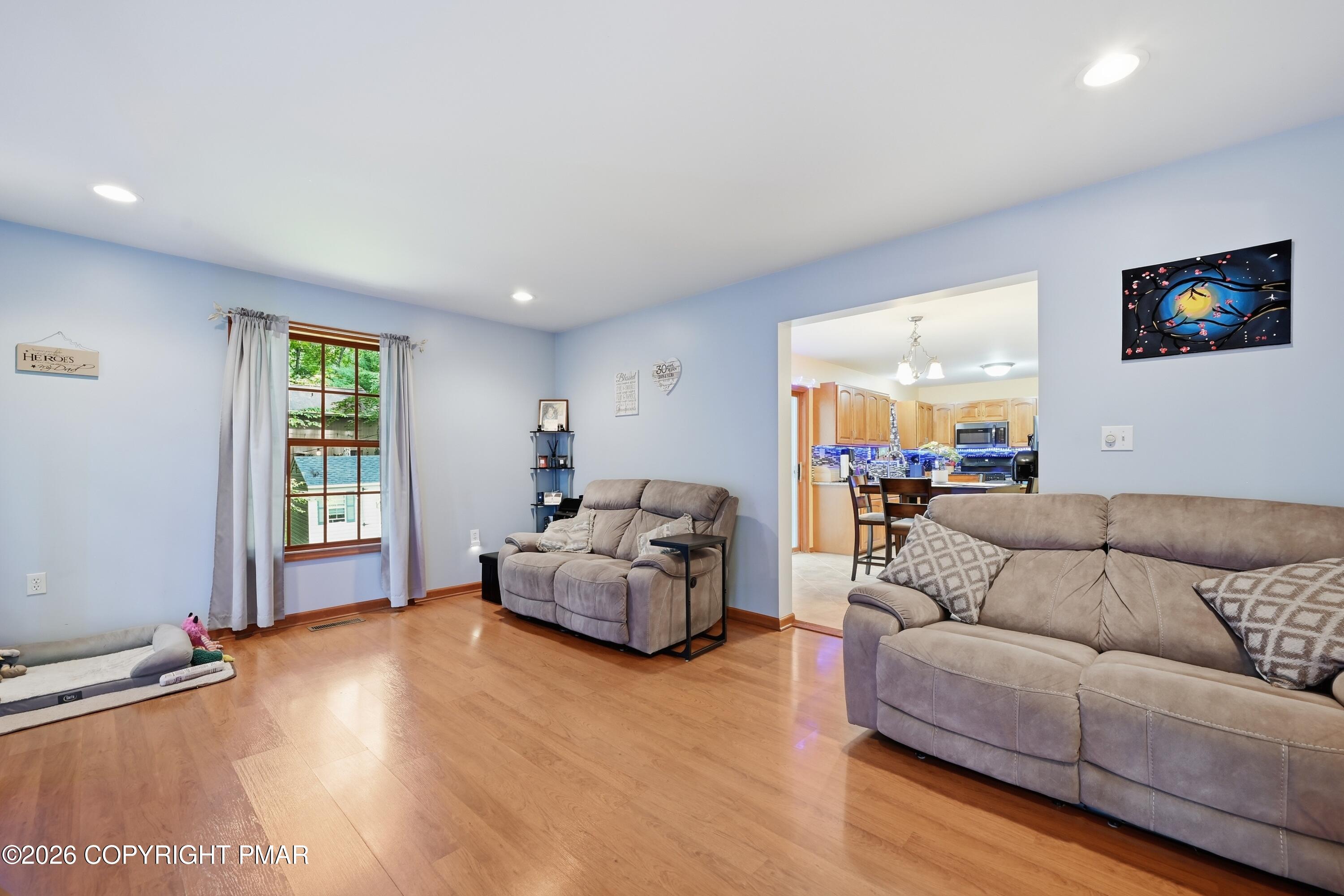 7109 Oakland Terrace Property Photo 15