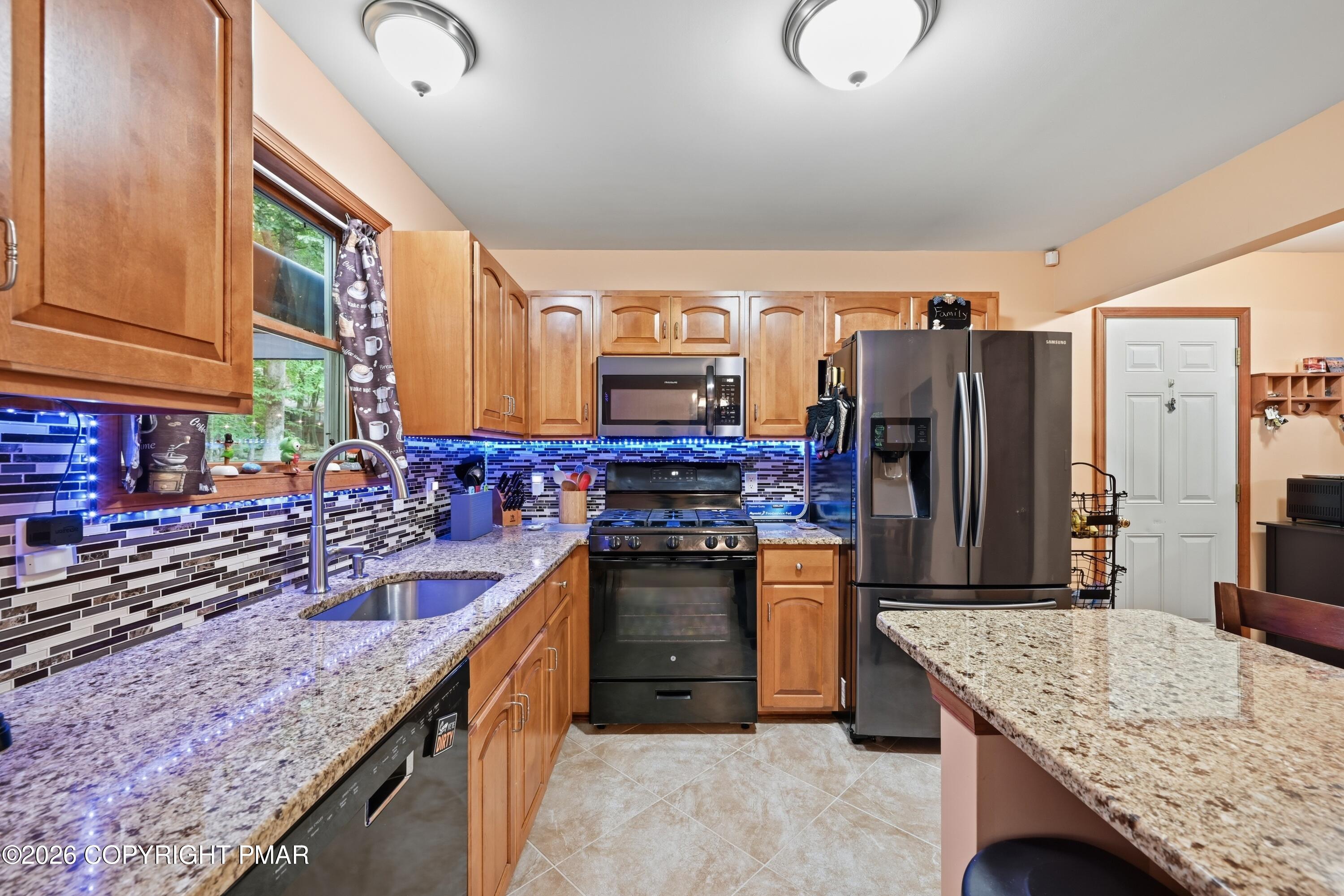 7109 Oakland Terrace Property Photo 21