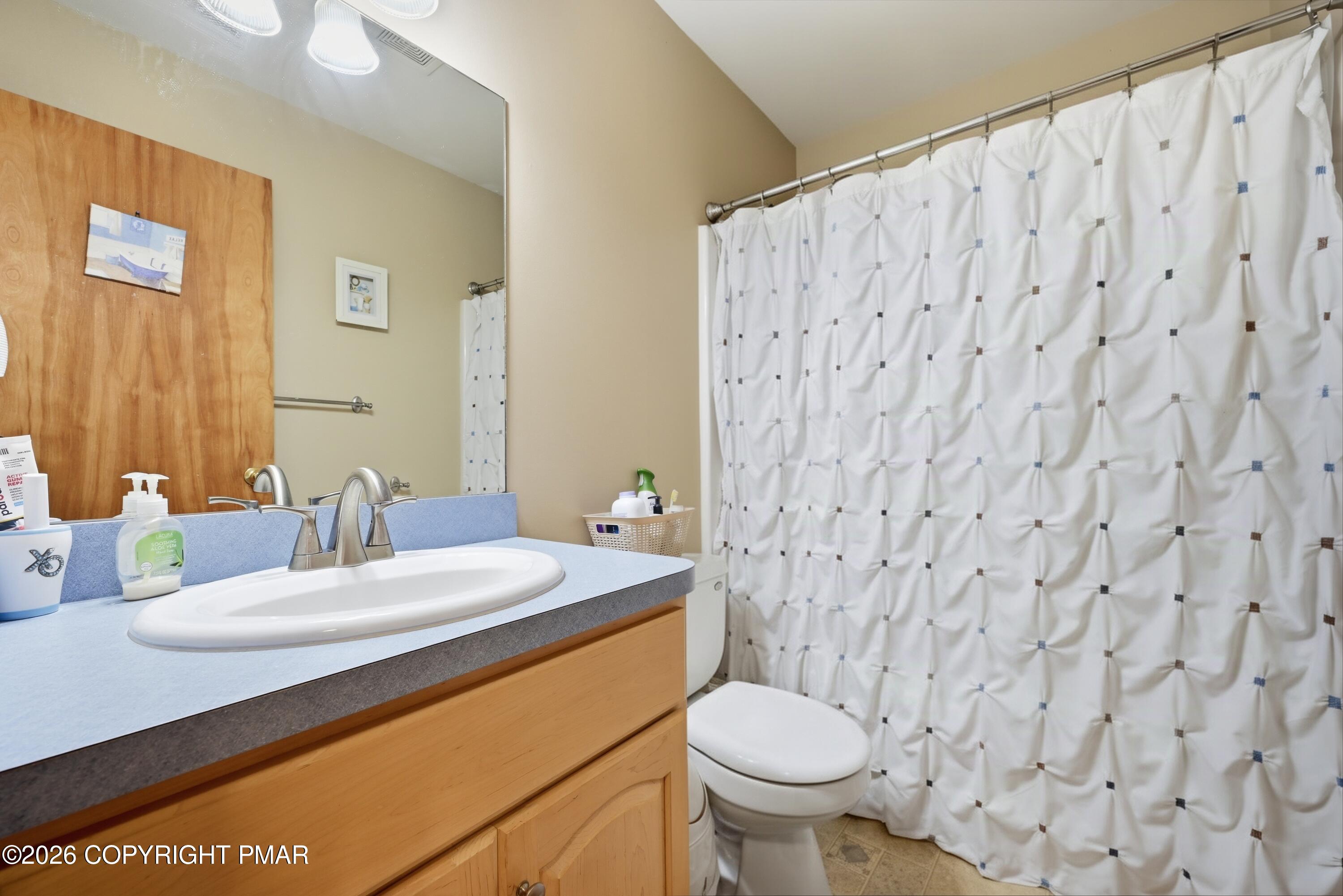 7109 Oakland Terrace Property Photo 44