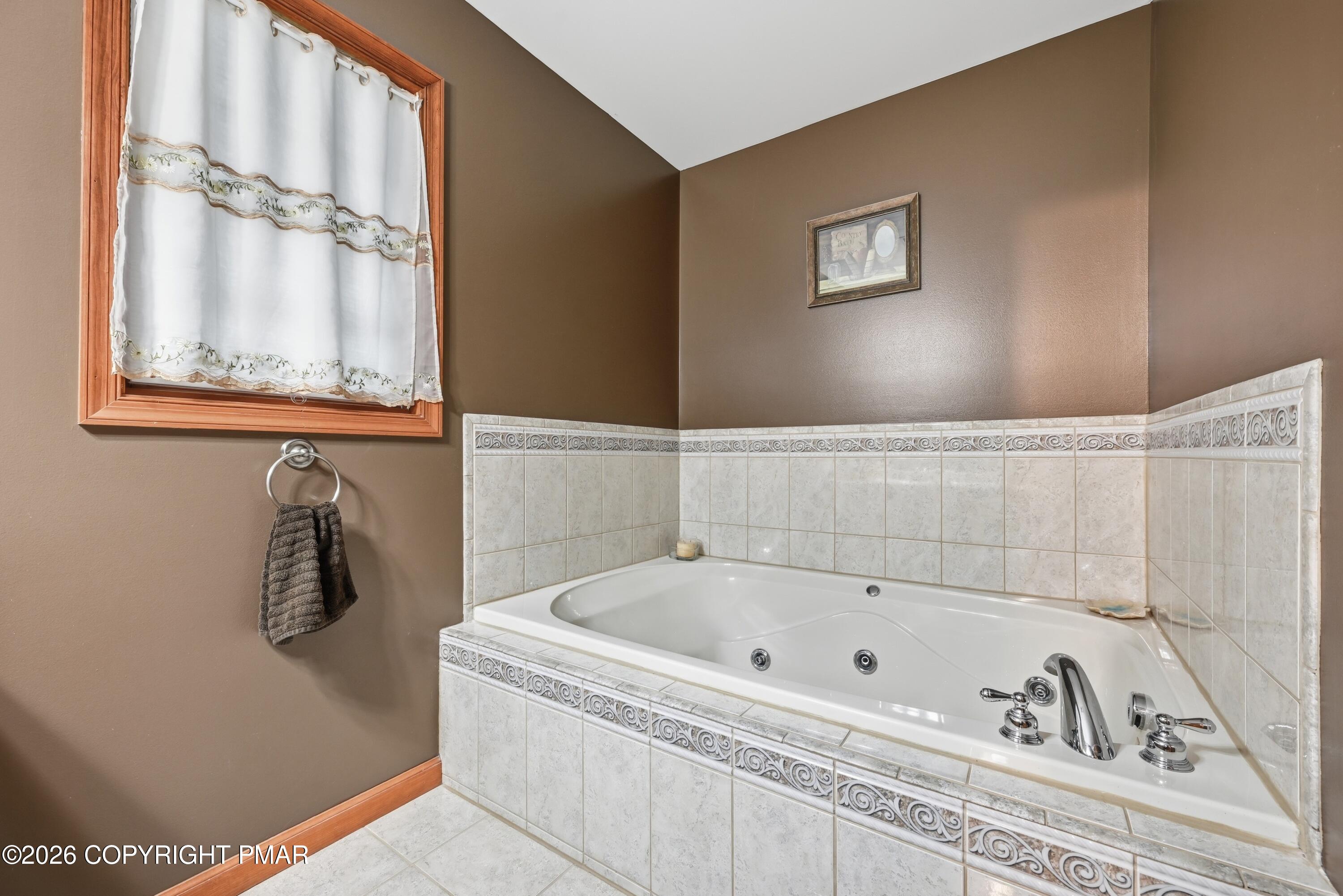 7109 Oakland Terrace Property Photo 45