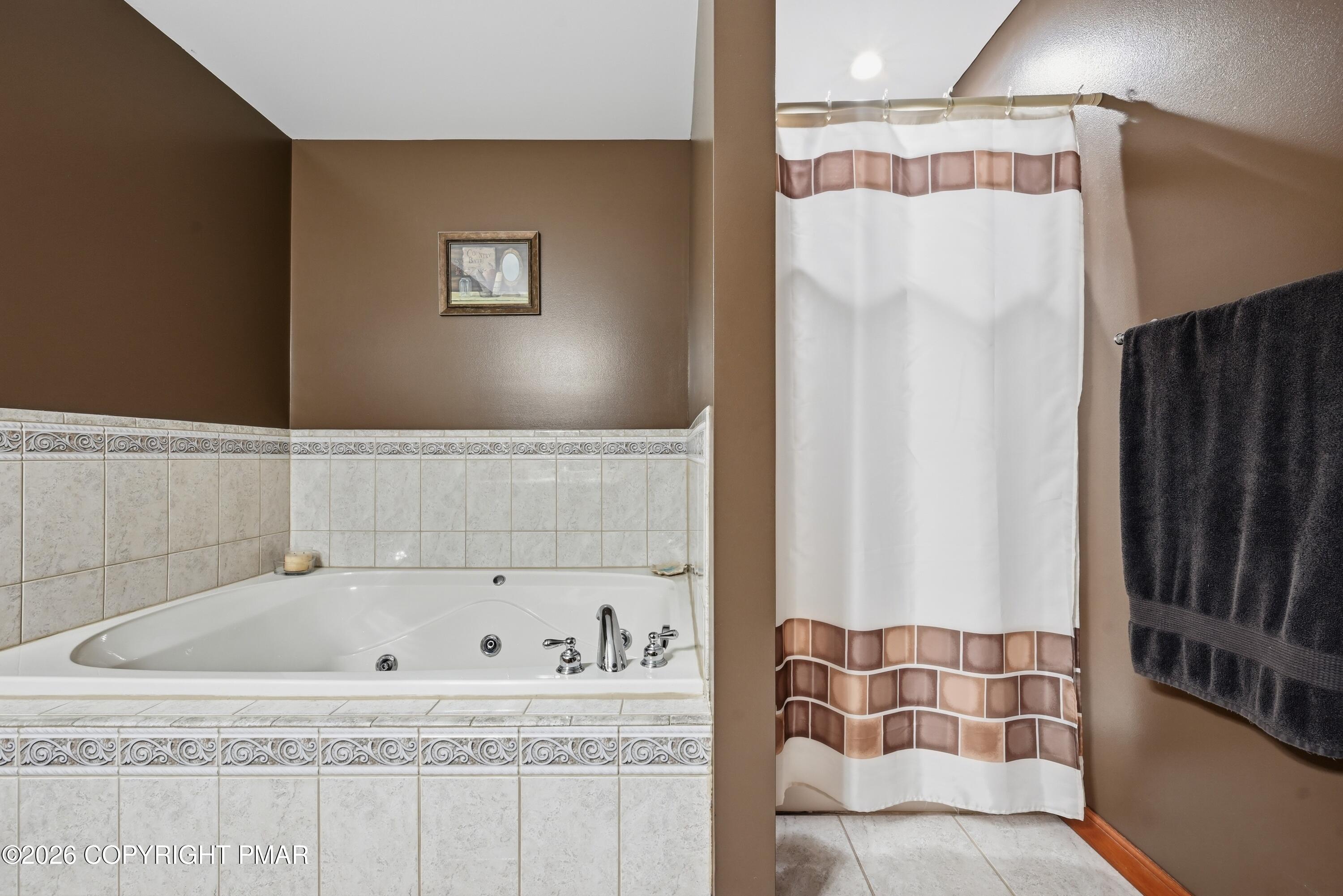7109 Oakland Terrace Property Photo 48