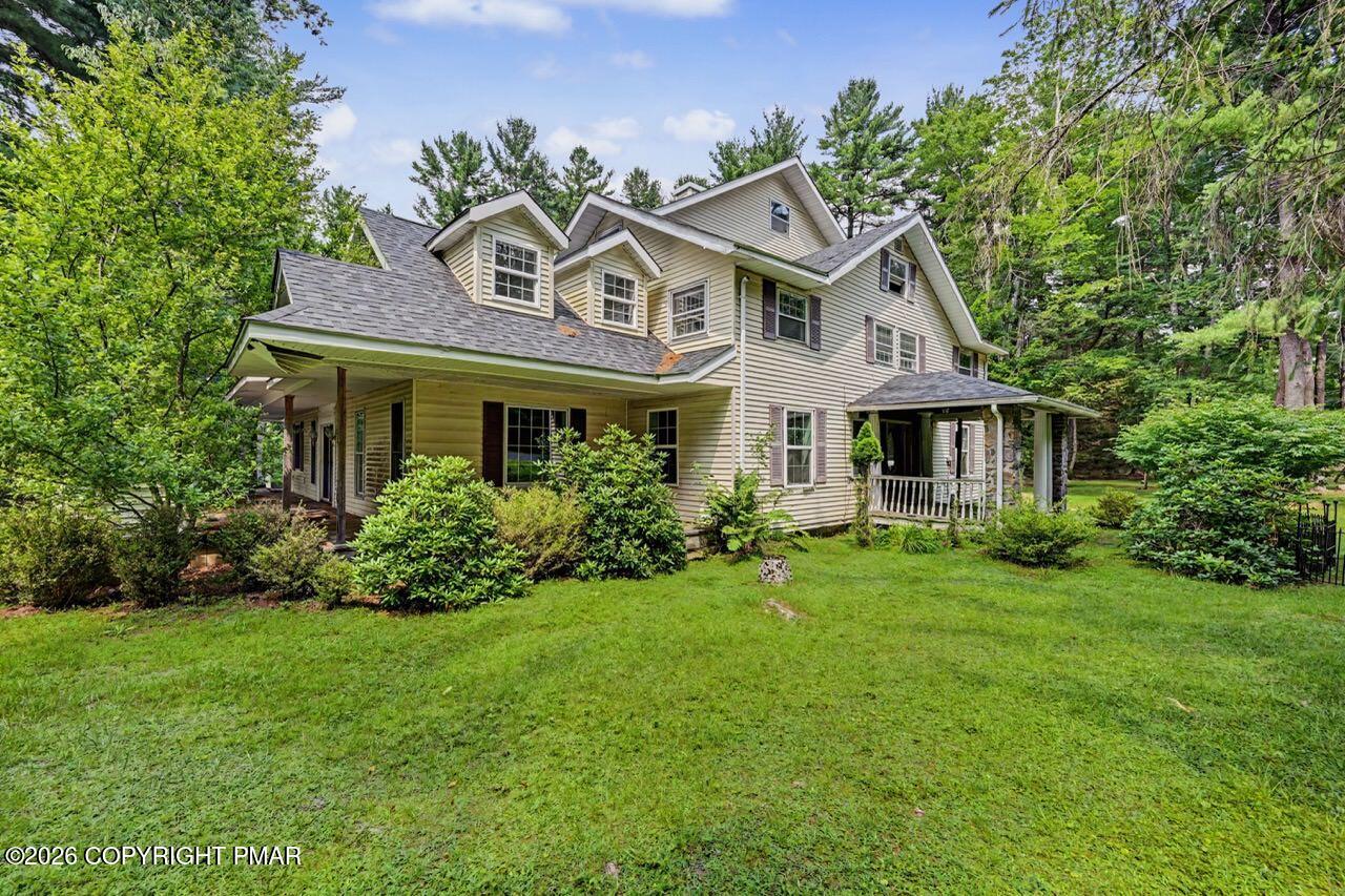 5241 Pocono Crest Road Property Photo 1