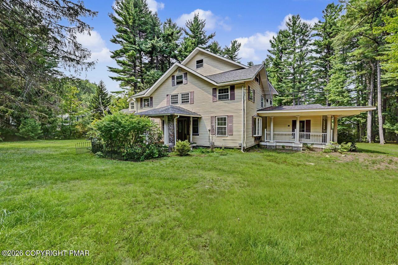 5241 Pocono Crest Road Property Photo 2