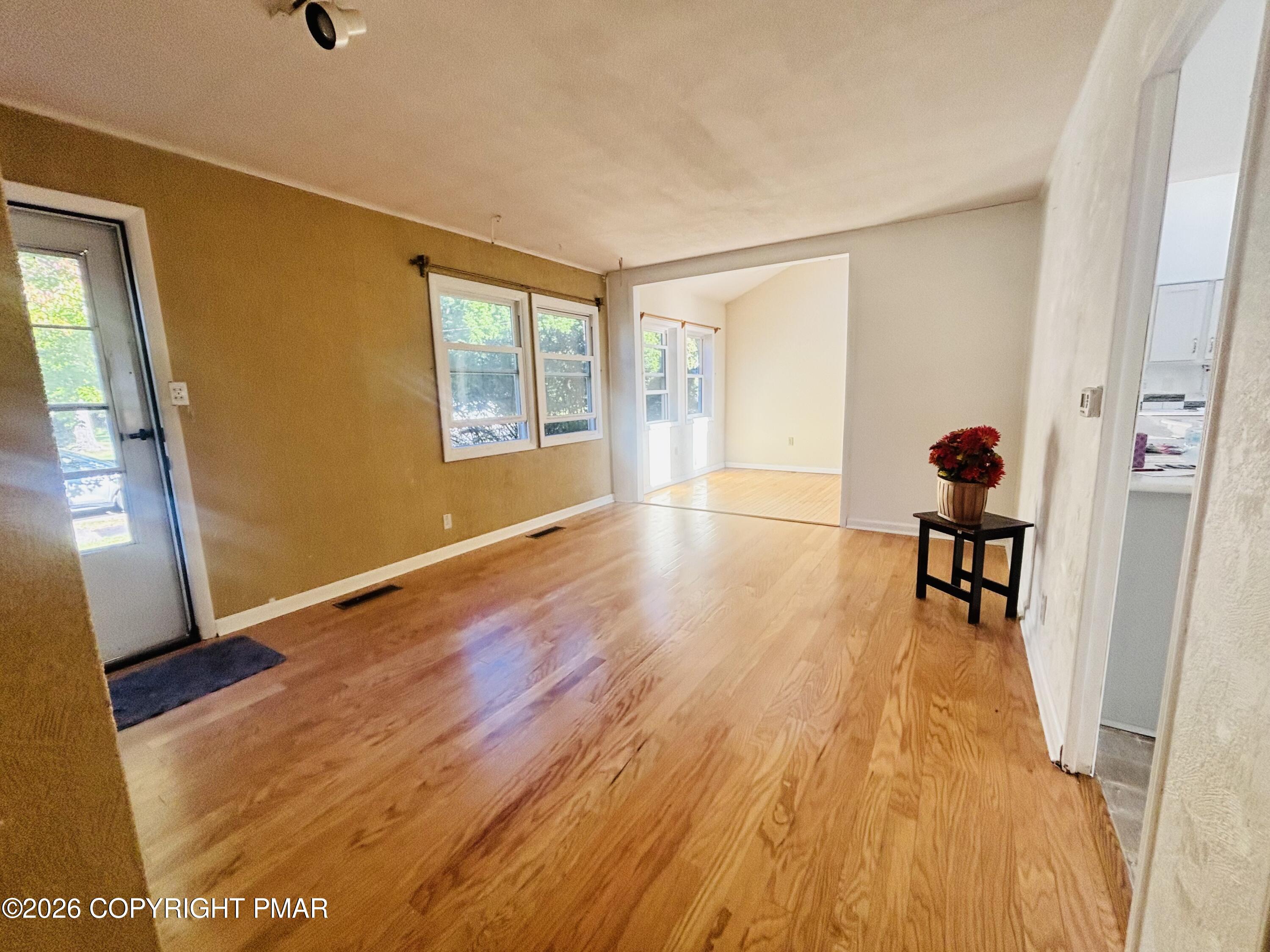 77 Ransberry Avenue Property Photo 4
