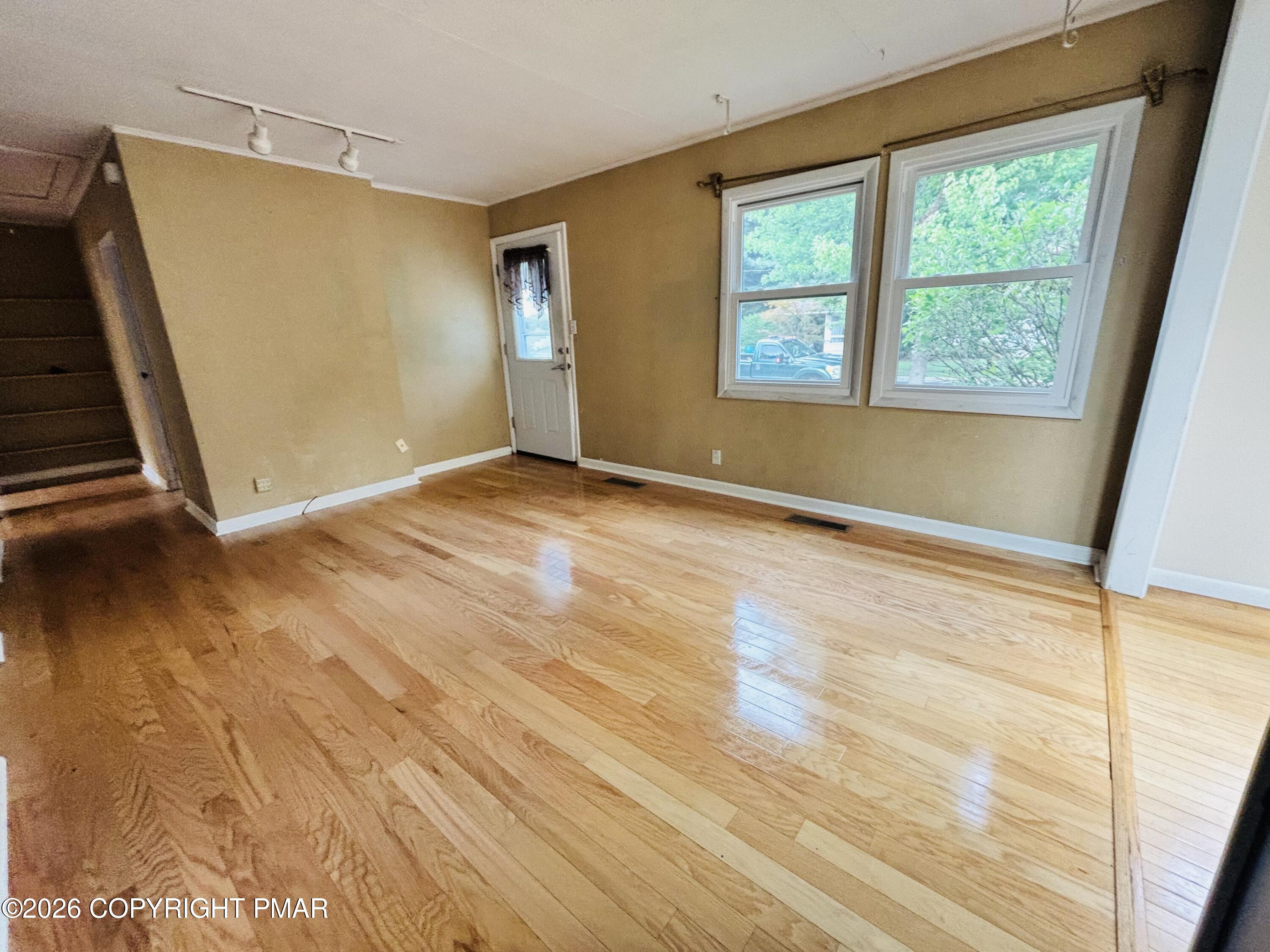 77 Ransberry Avenue Property Photo 5