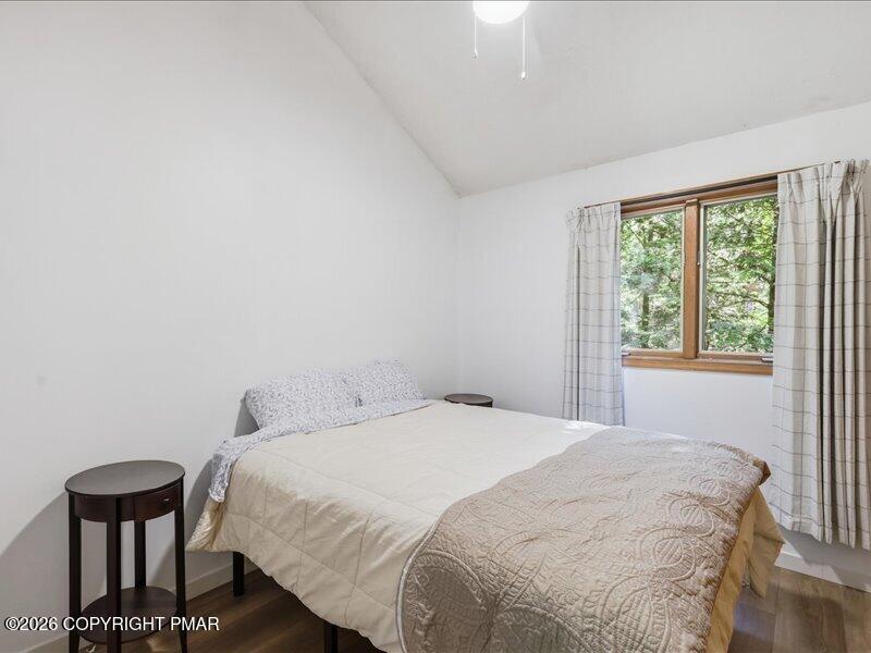 2208 Hillcrest Drive Property Photo 34