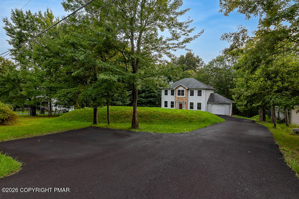 1208 Falls Road Property Photo 2