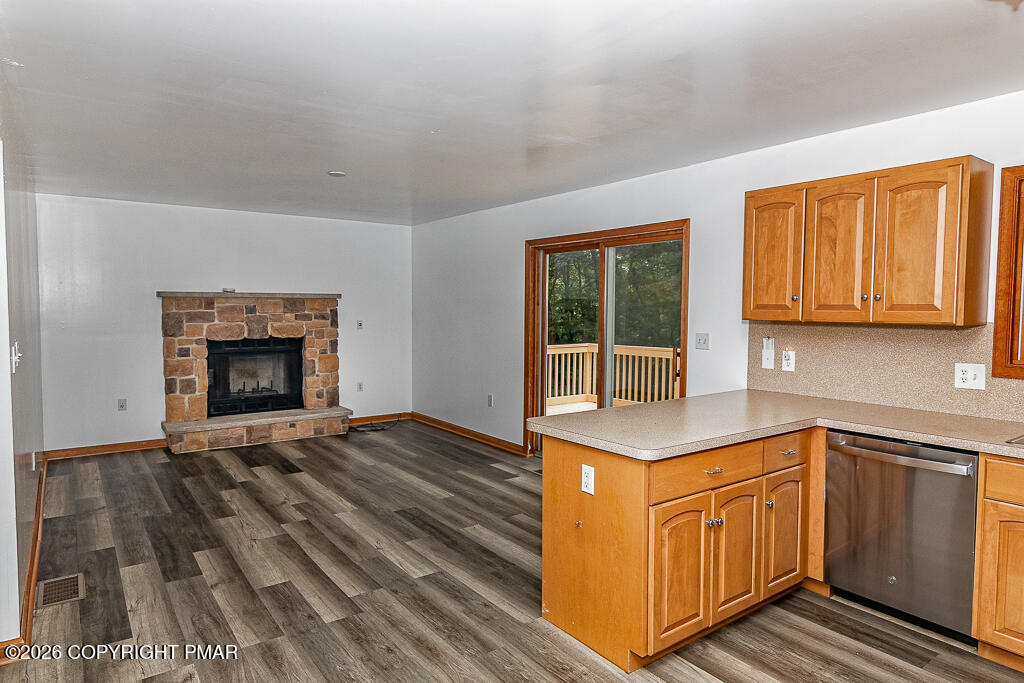1208 Falls Road Property Photo 6