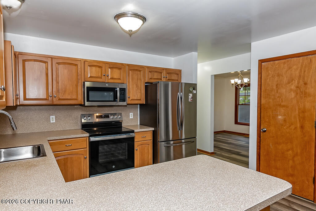 1208 Falls Road Property Photo 11