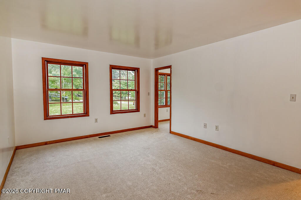 1208 Falls Road Property Photo 17