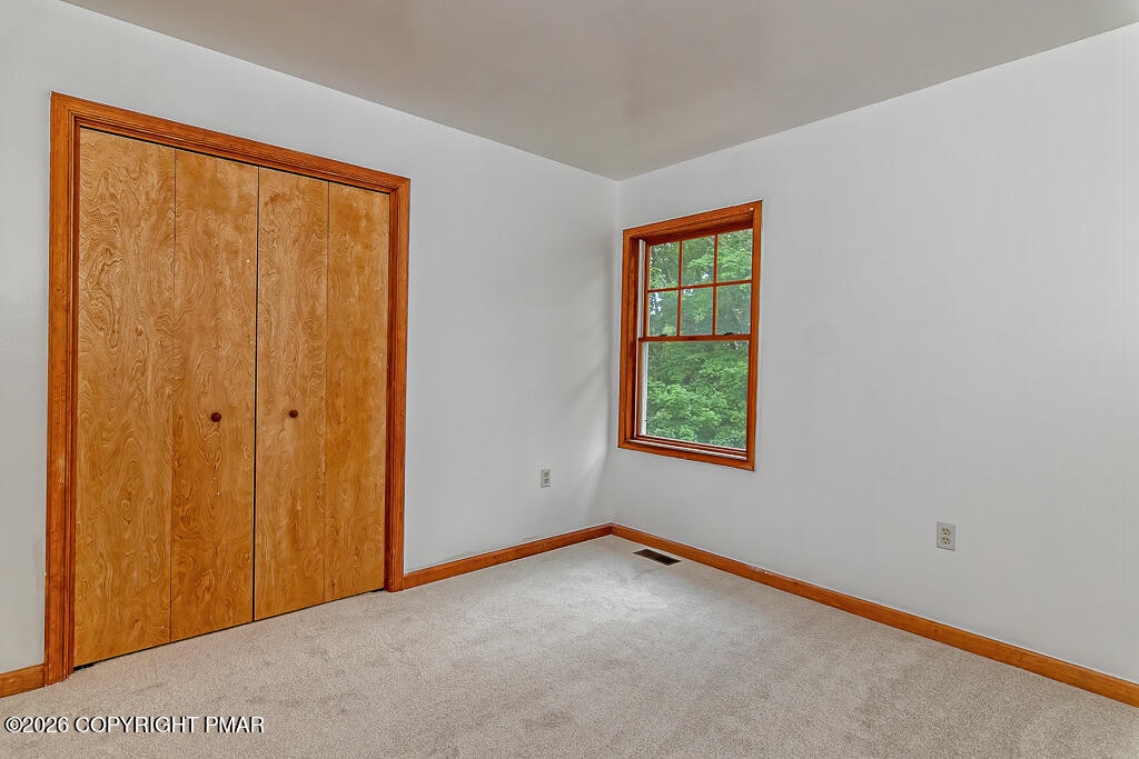 1208 Falls Road Property Photo 27