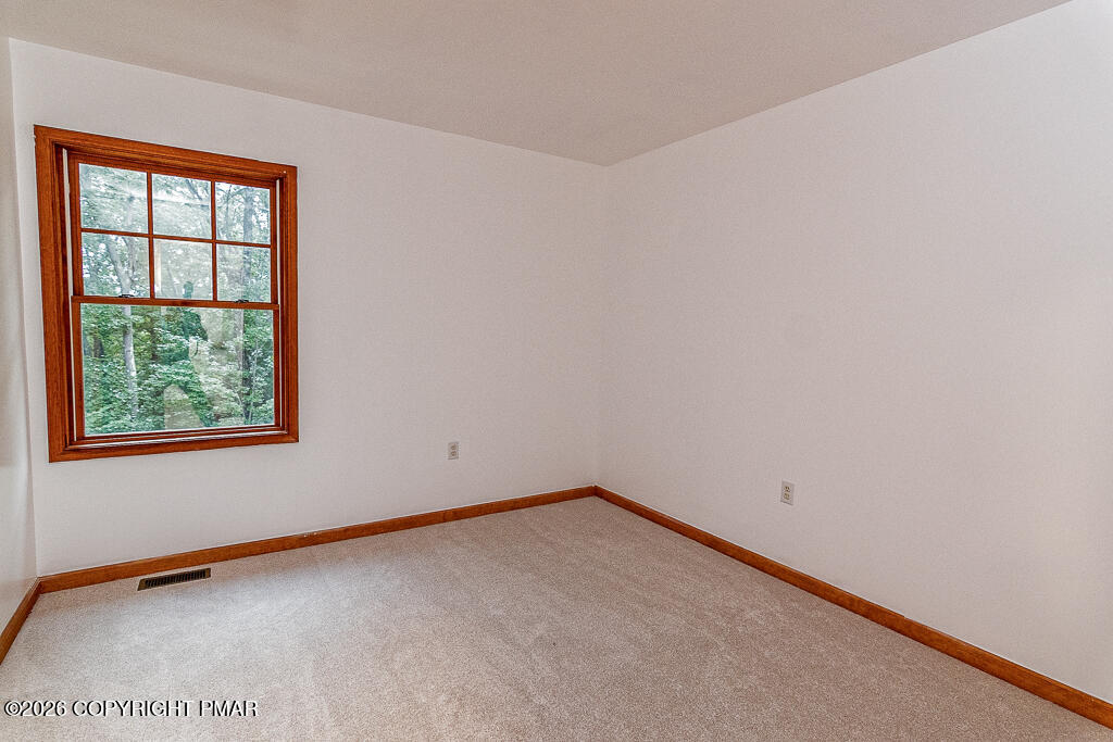 1208 Falls Road Property Photo 28
