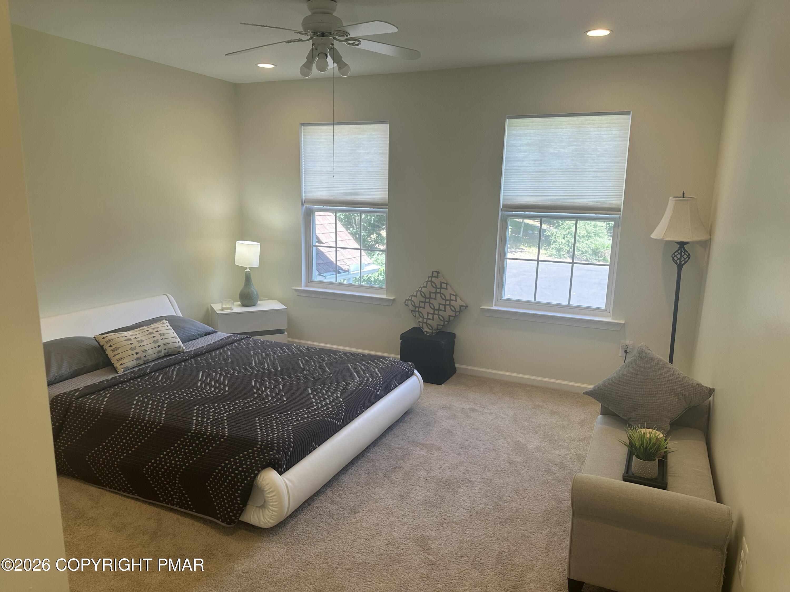 137 Outlook Court Property Photo 28