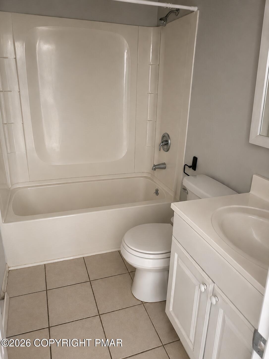 2111 Spring Drive Property Photo 13
