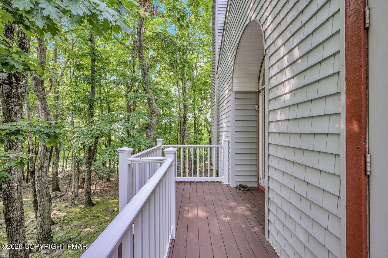 106 Laurelwoods Drive Property Photo 28