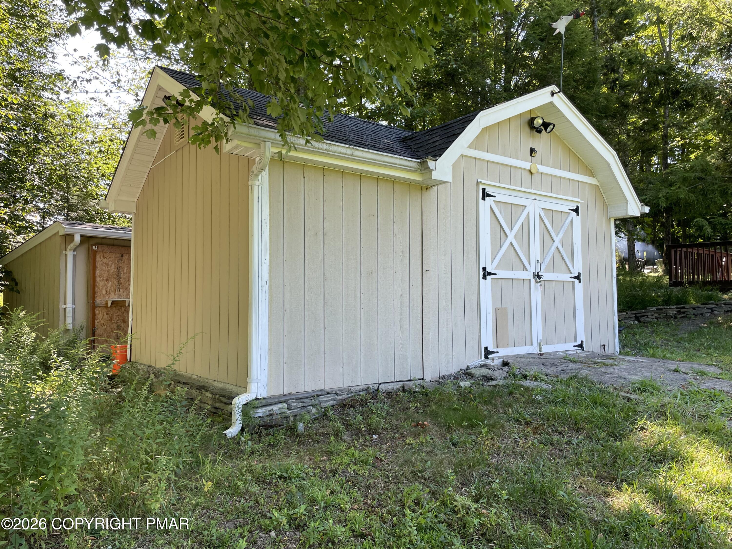 439 Butternut Road Property Photo 24