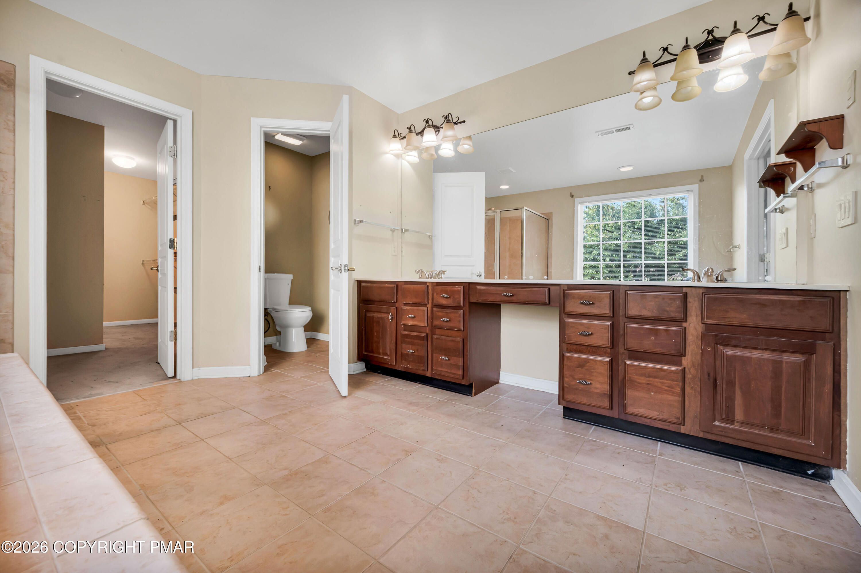 6572 Sauerkraut Lane Property Photo 36