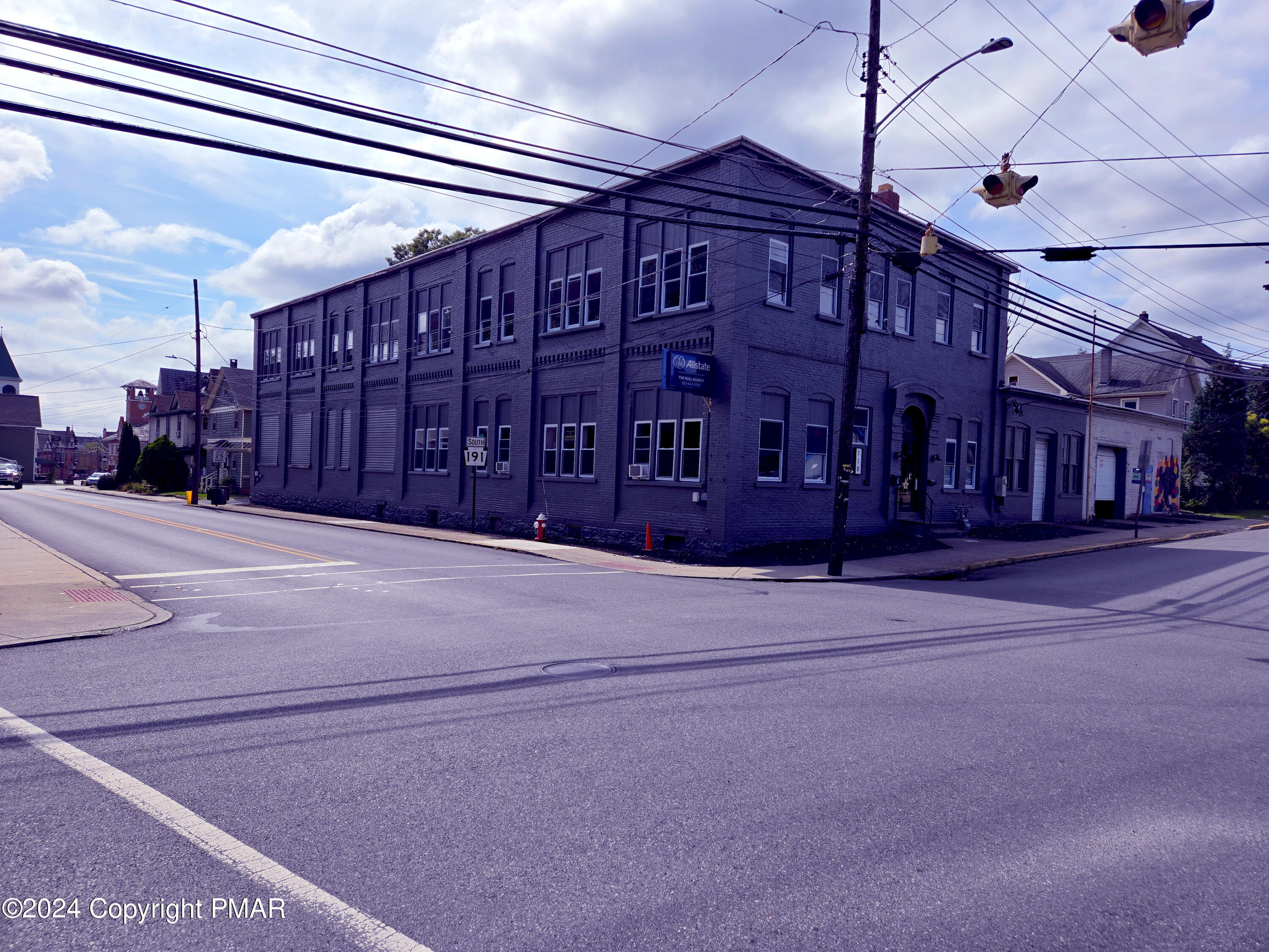 110 Pennsylvania Avenue, Unit 201 Property Photo 2