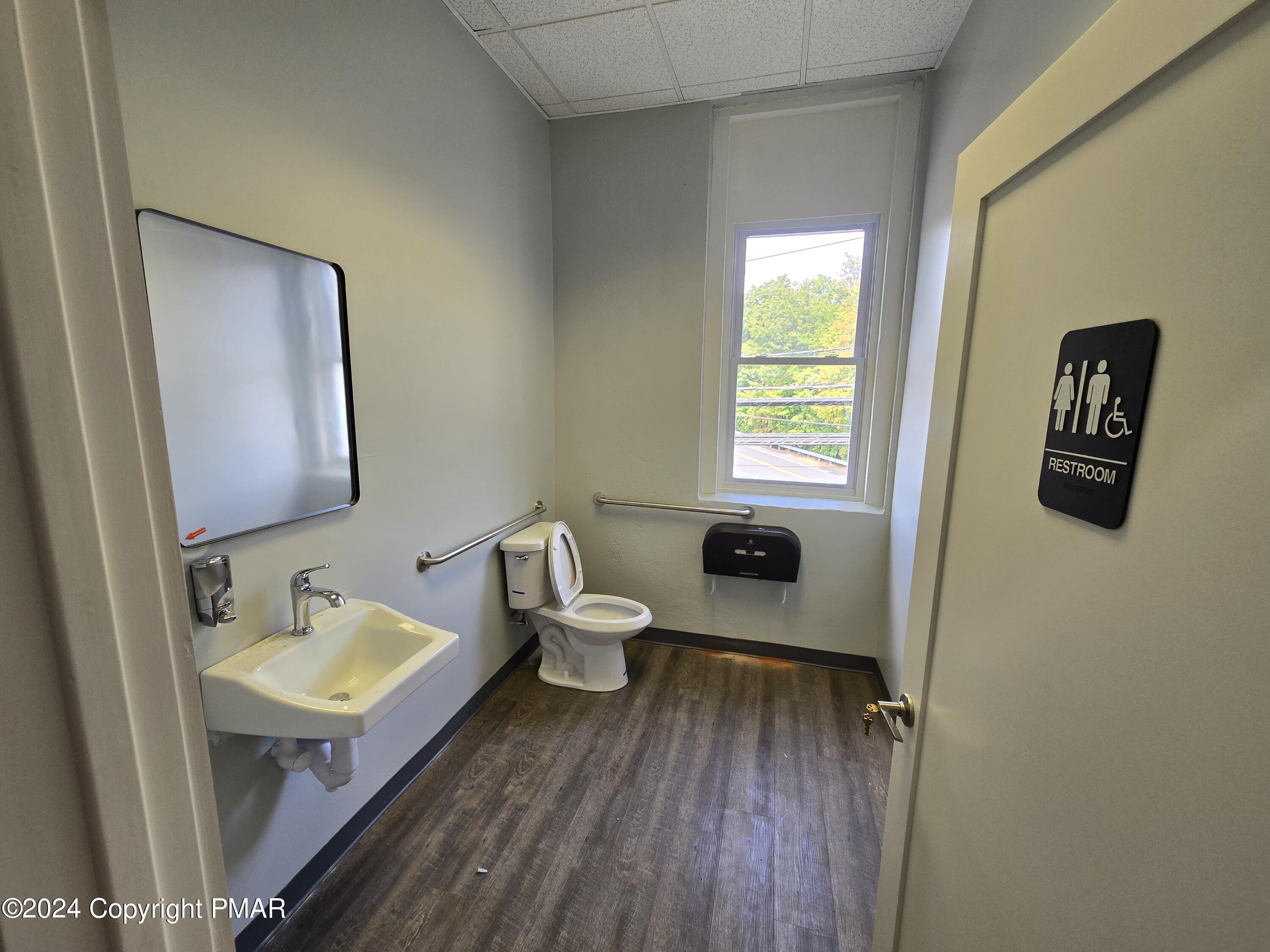 110 Pennsylvania Avenue, Unit 201 Property Photo 4
