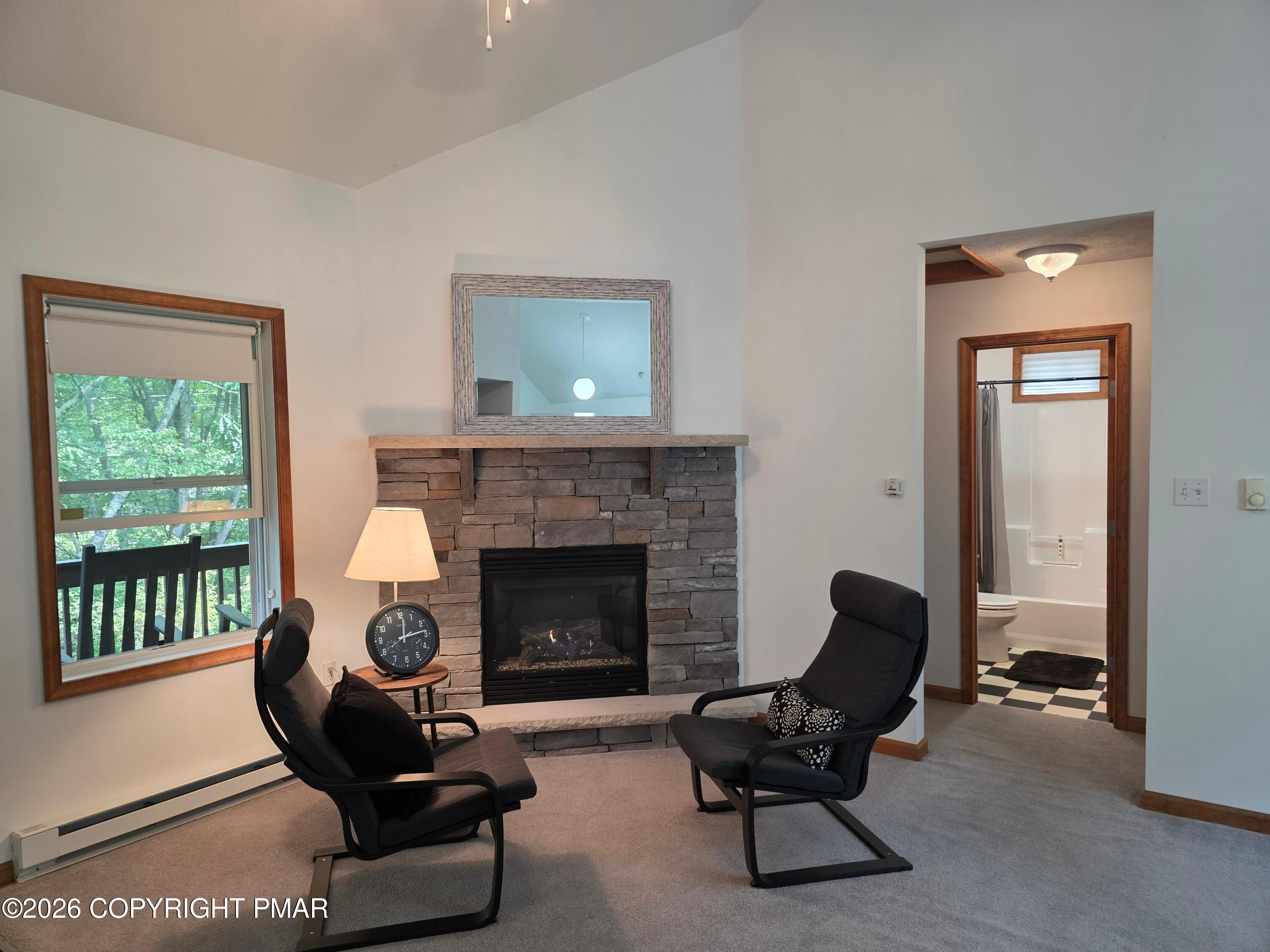 38 Black Walnut Lane Property Photo 6