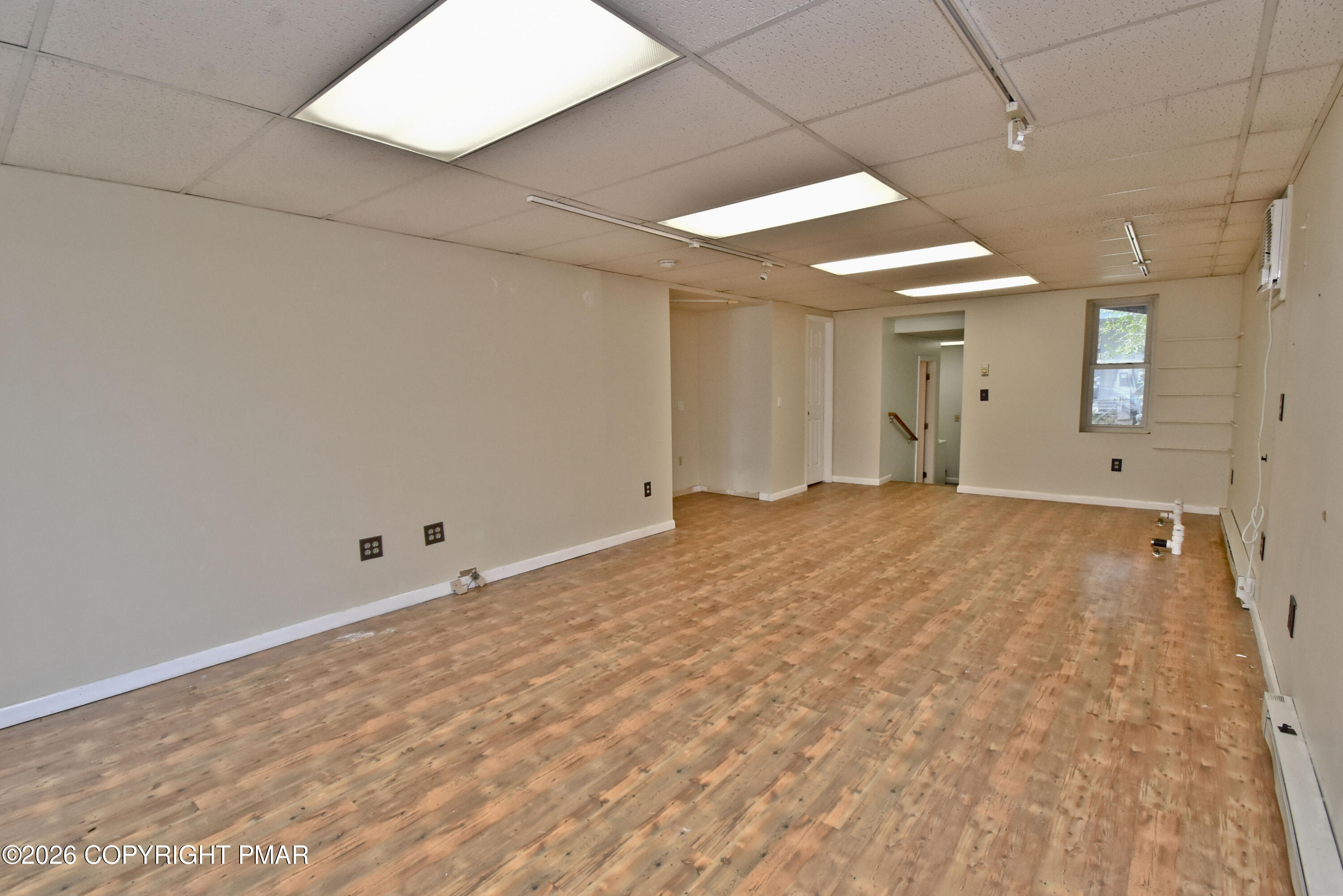 21 N 6th Street Property Photo 4