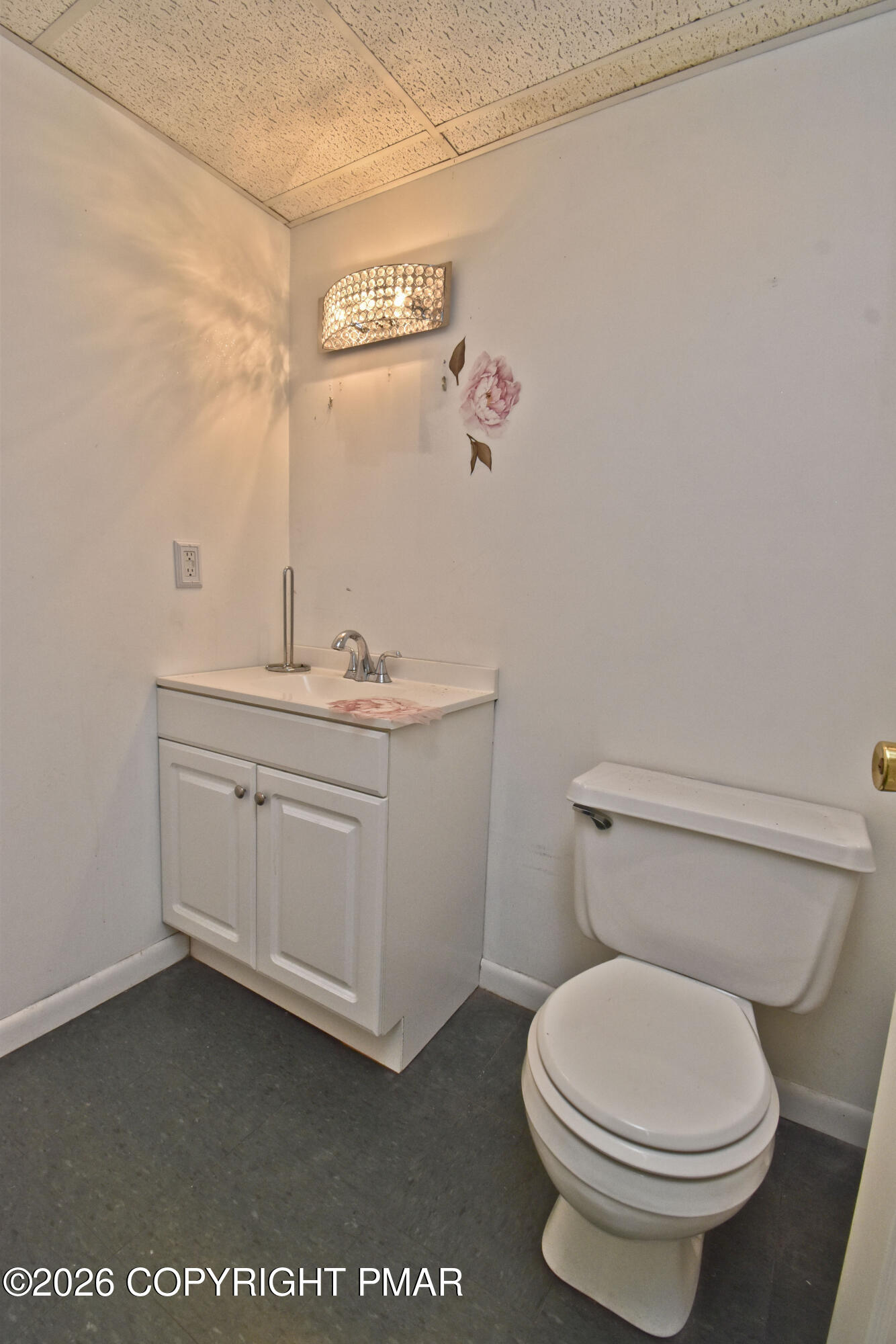 21 N 6th Street Property Photo 5