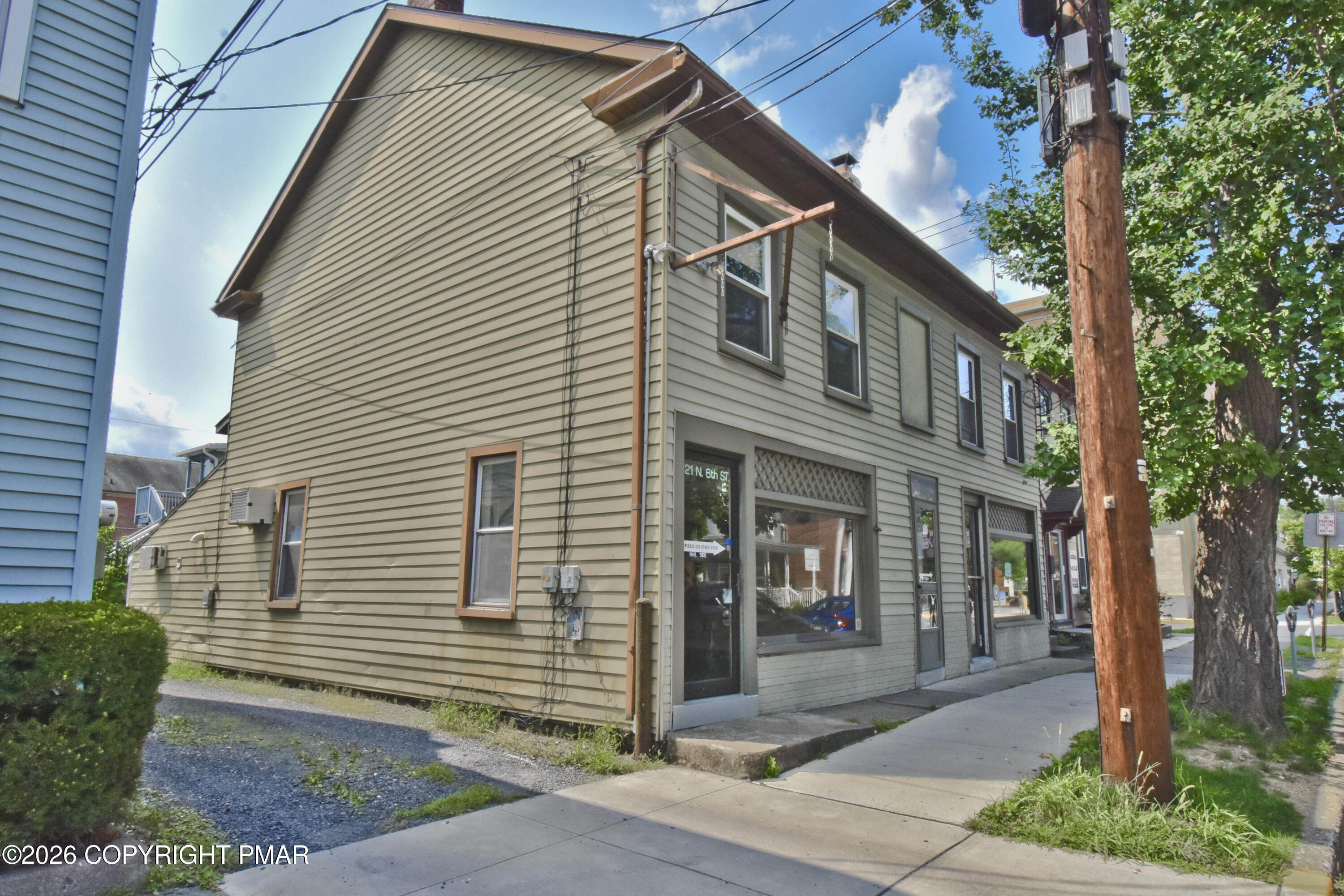 21 N 6th Street Property Photo 16