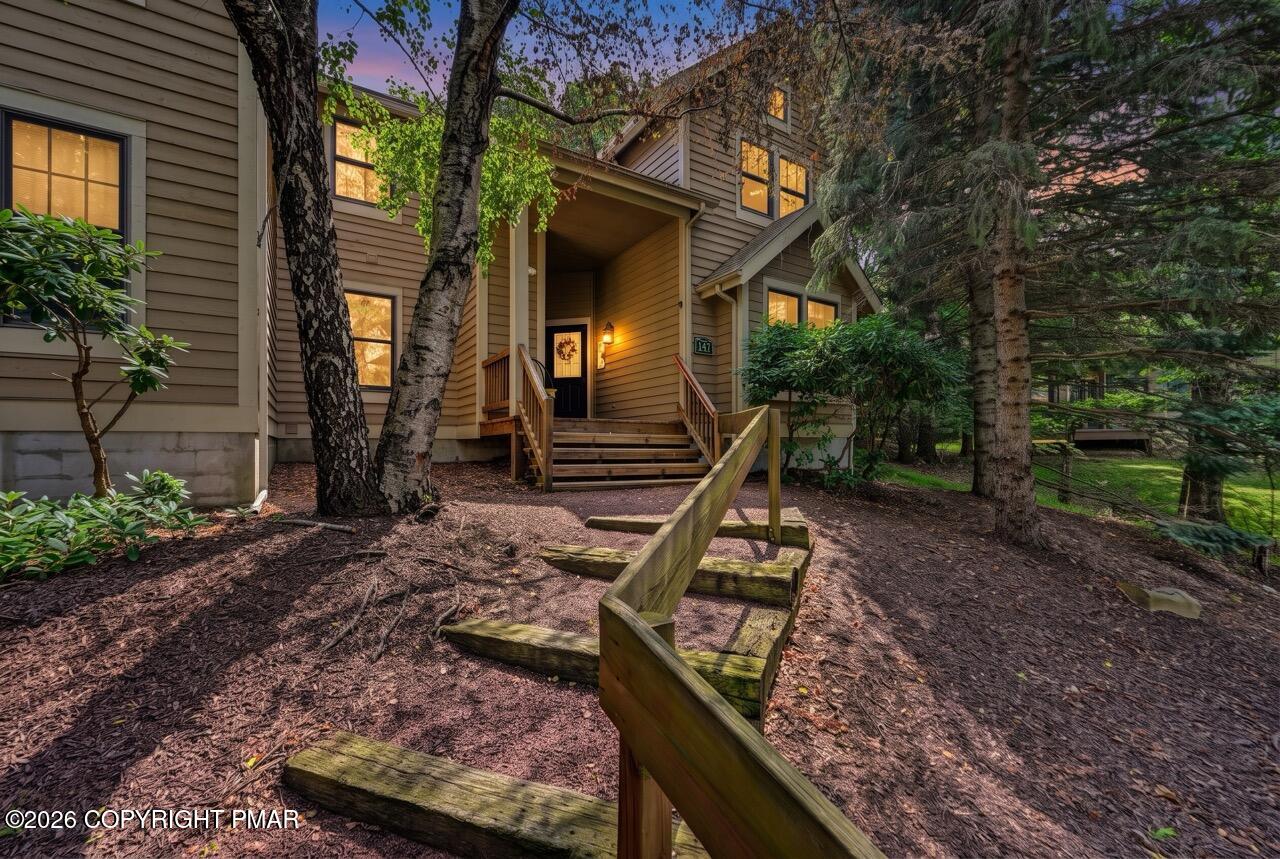 147 Pine Court Property Photo 2