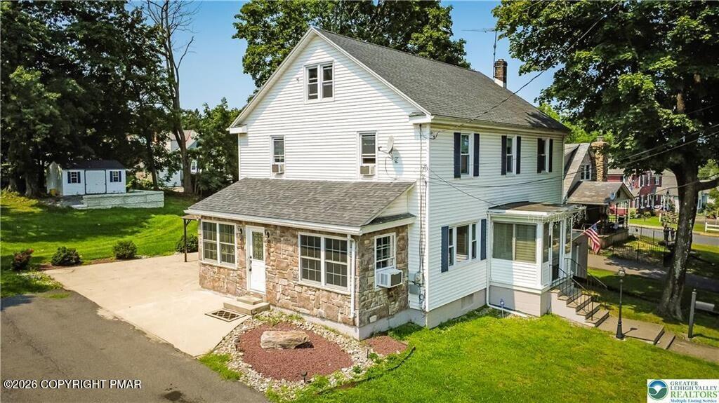 120 S 8th Street Property Photo 3