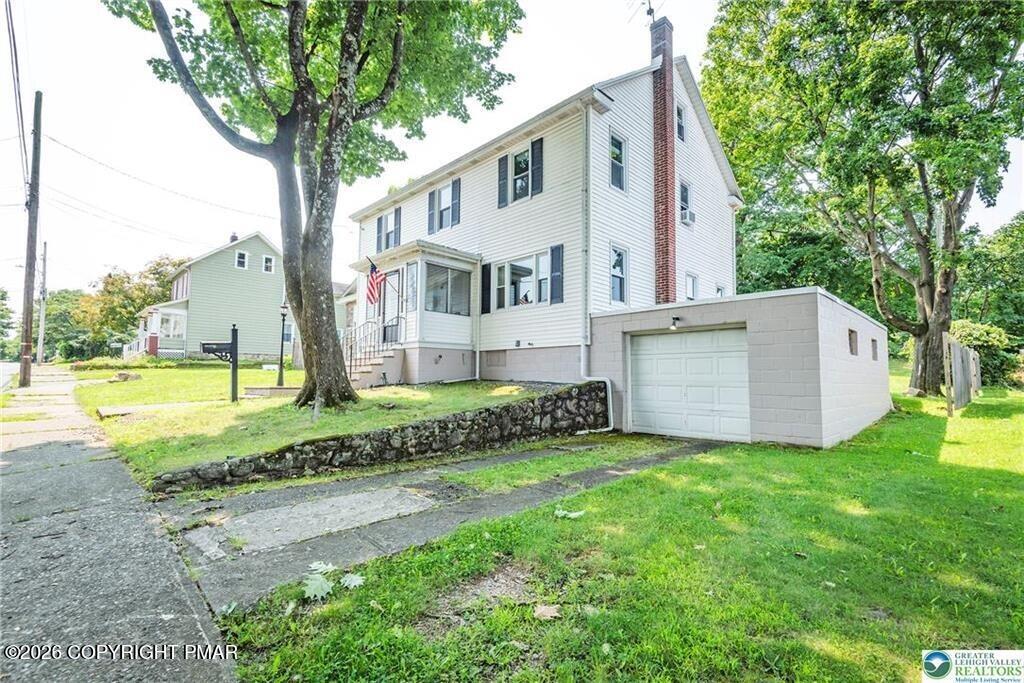 120 S 8th Street Property Photo 9