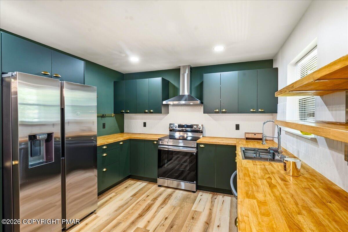 4116 Low Ridge Road Property Photo 18